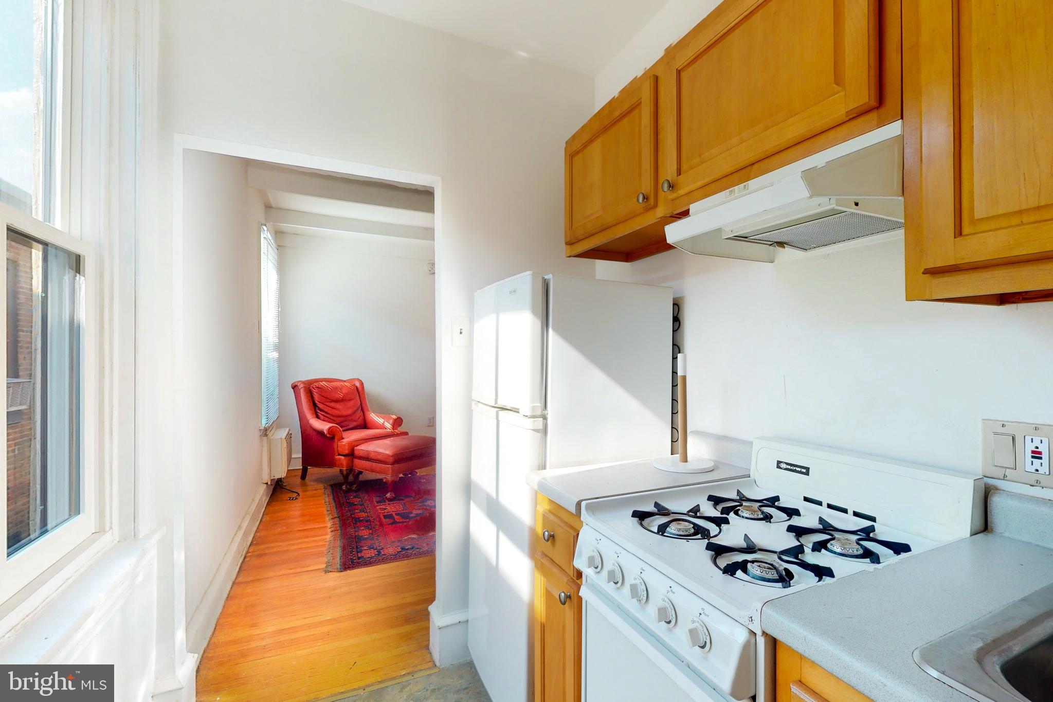 FITLER SQUARE - Residential Income