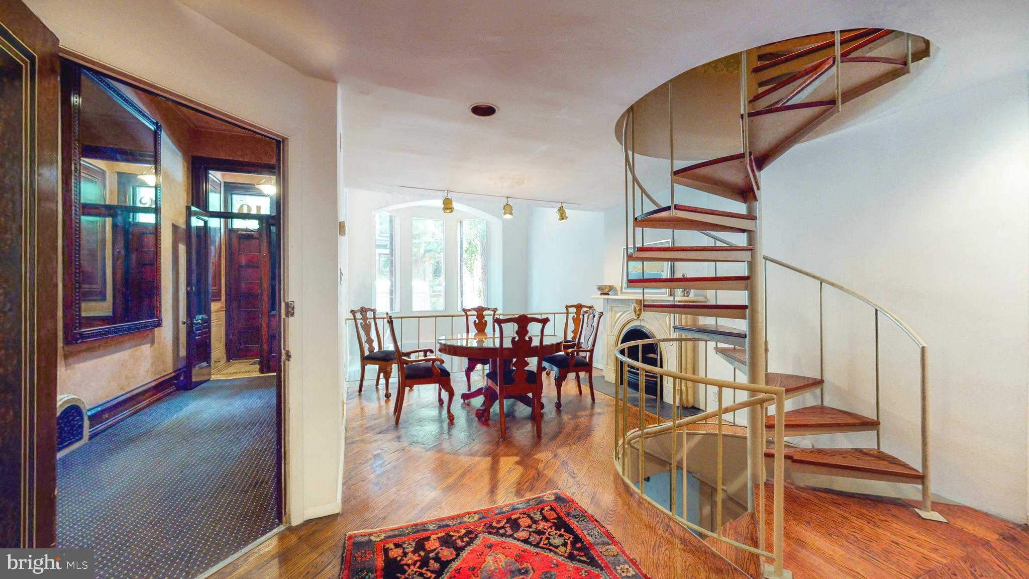 FITLER SQUARE - Residential Income