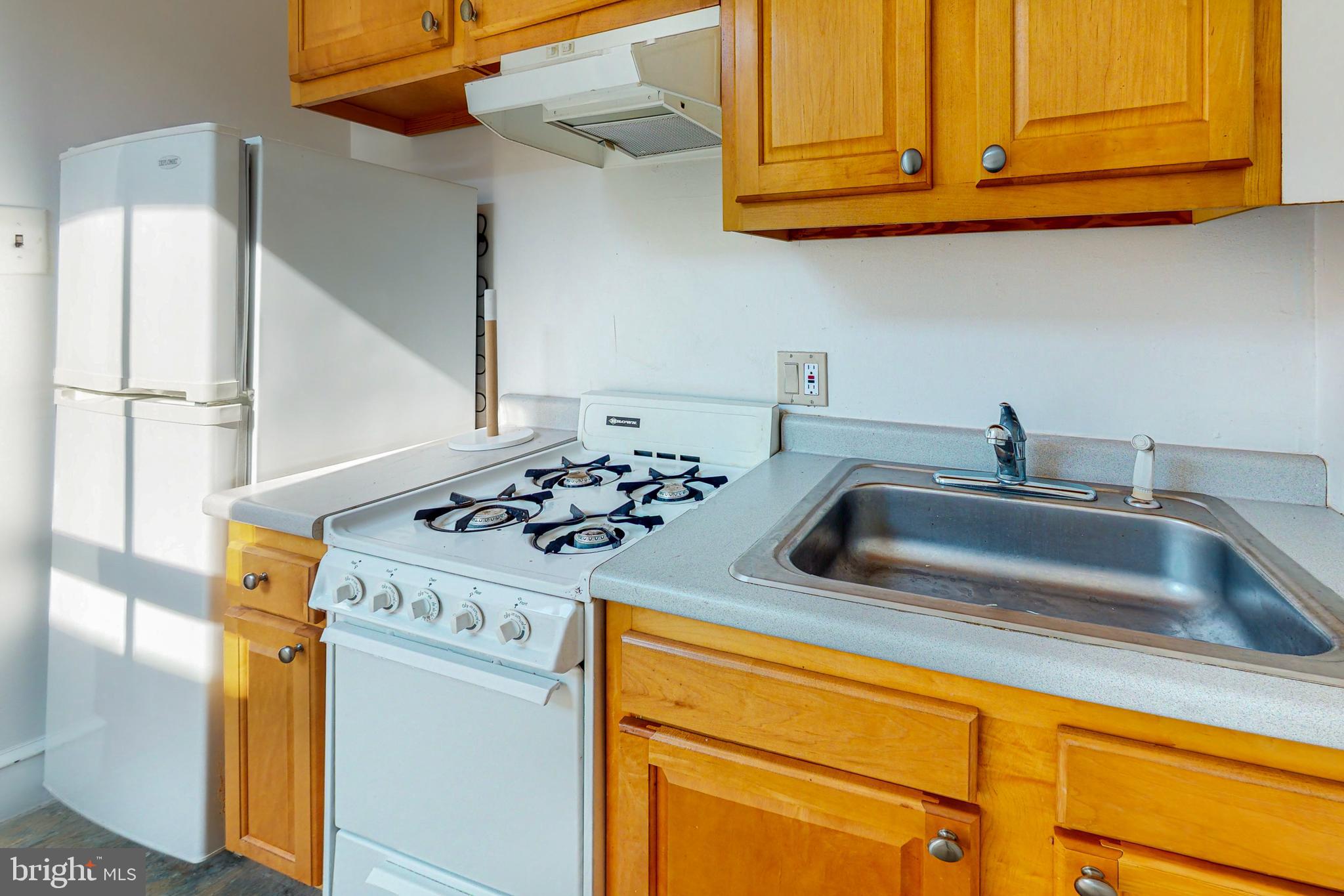 FITLER SQUARE - Residential Income