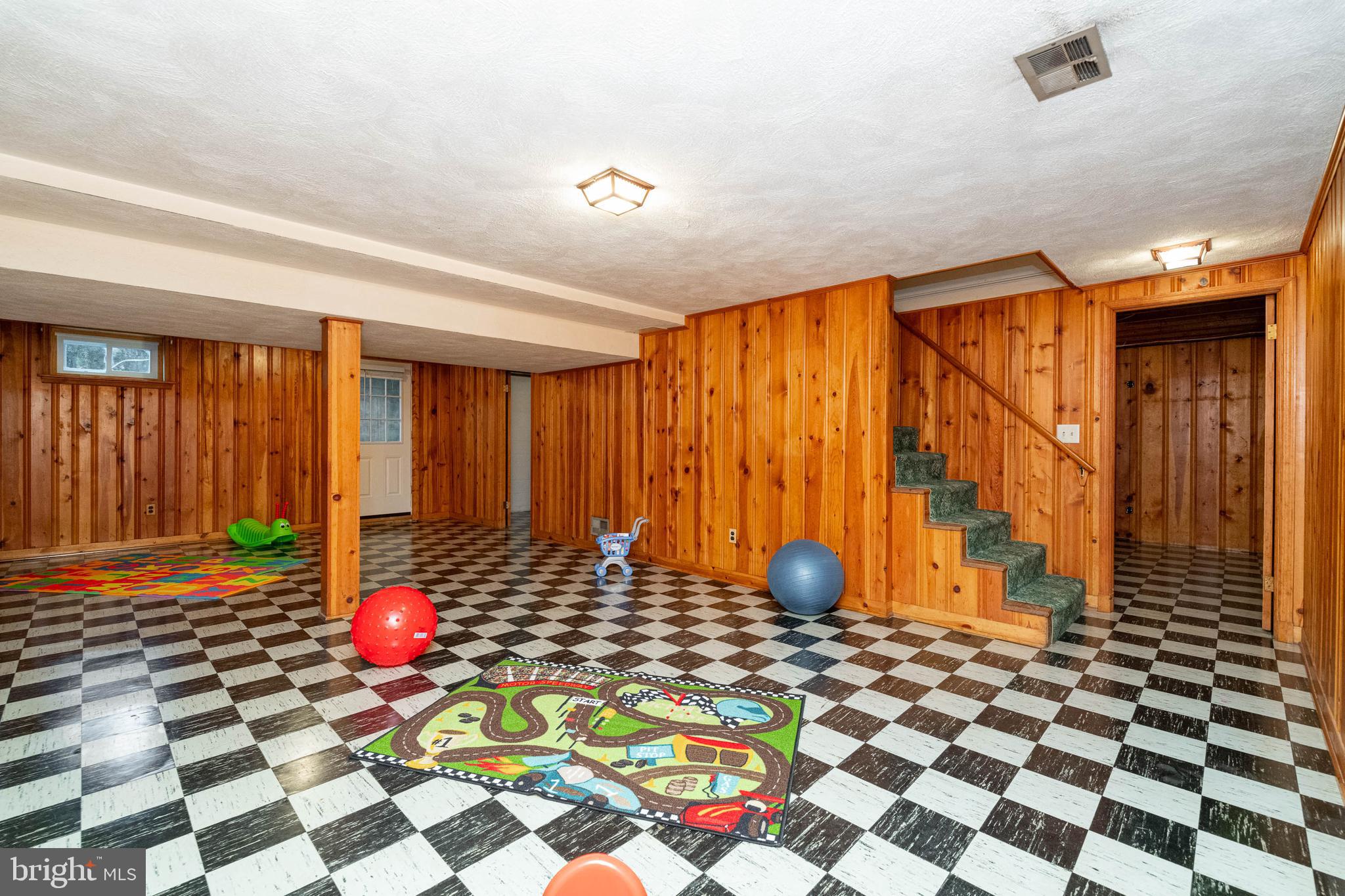 STONELEIGH - Residential