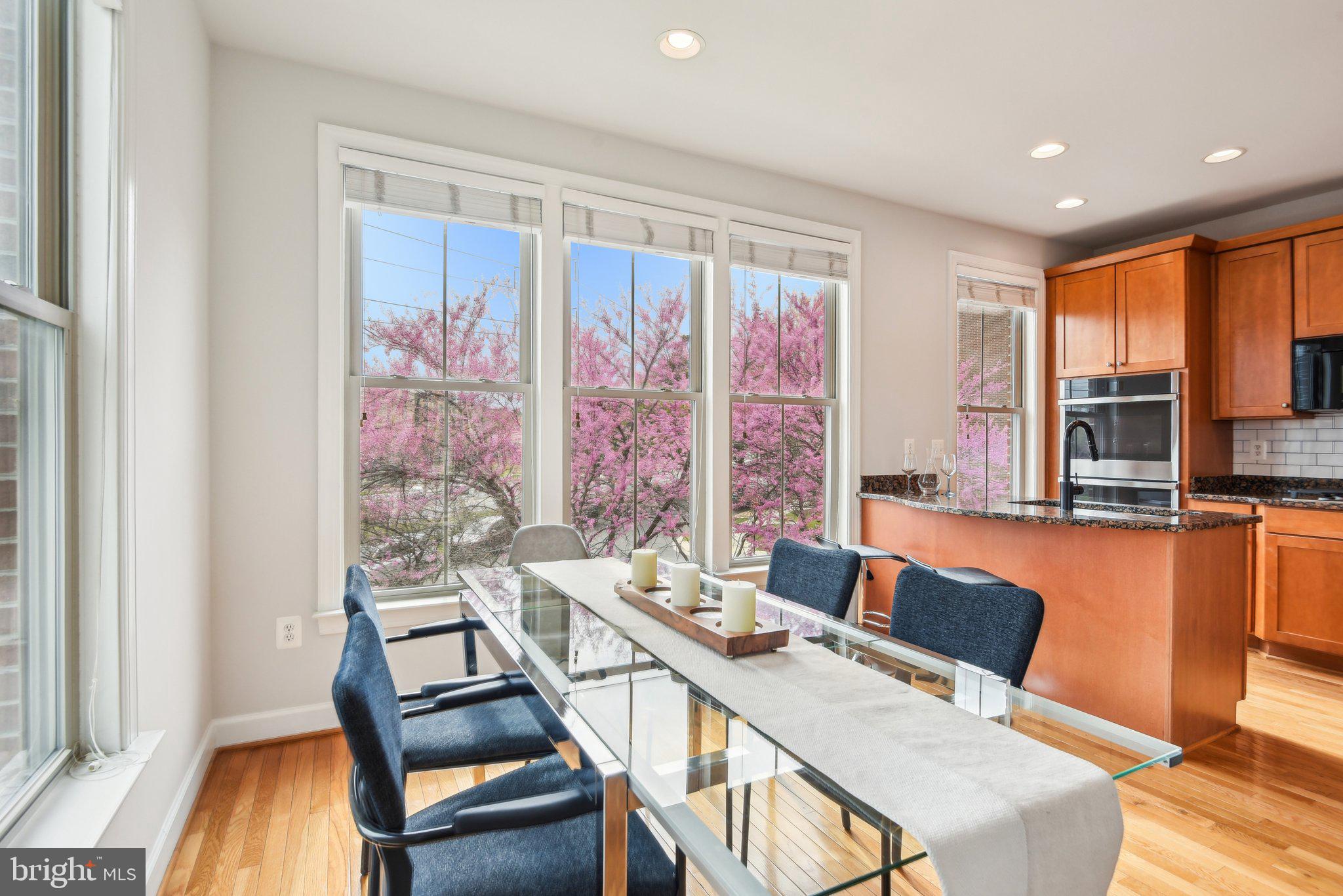 SHIRLINGTON CREST - Residential