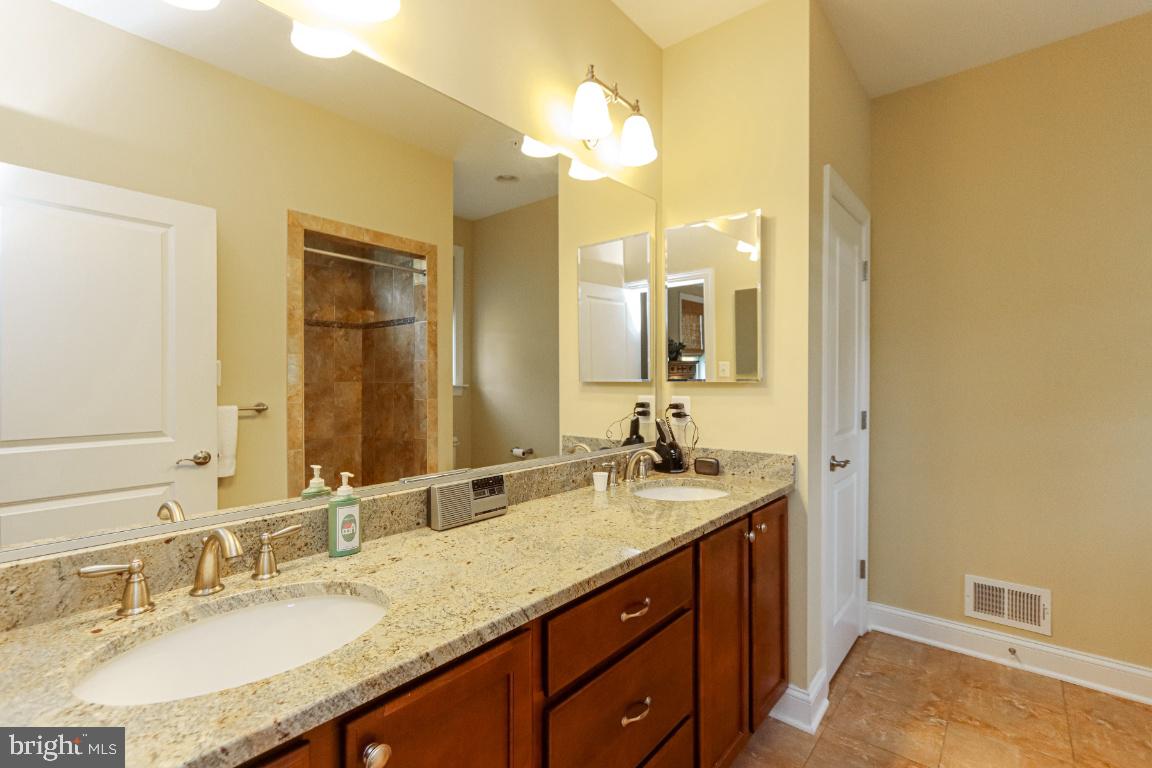 CASTLEFIELD - Residential