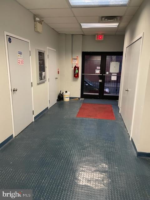 PHILADELPHIA (NORTH) - Commercial Lease