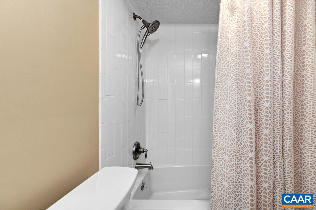 WINTERGREEN RESORT - Residential