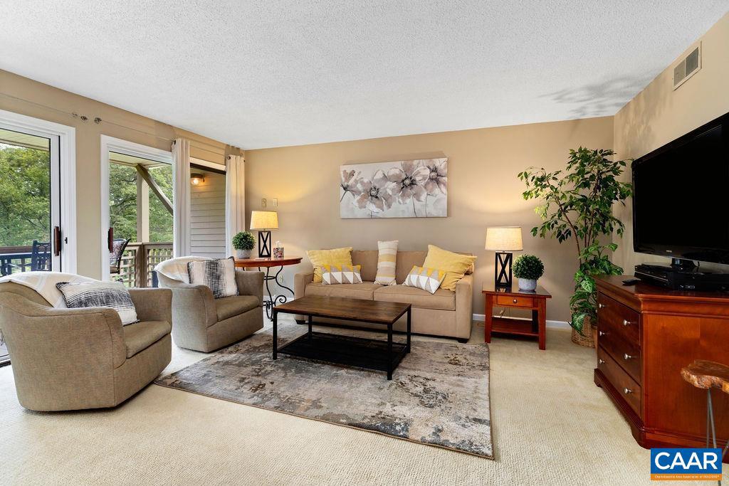 WINTERGREEN RESORT - Residential