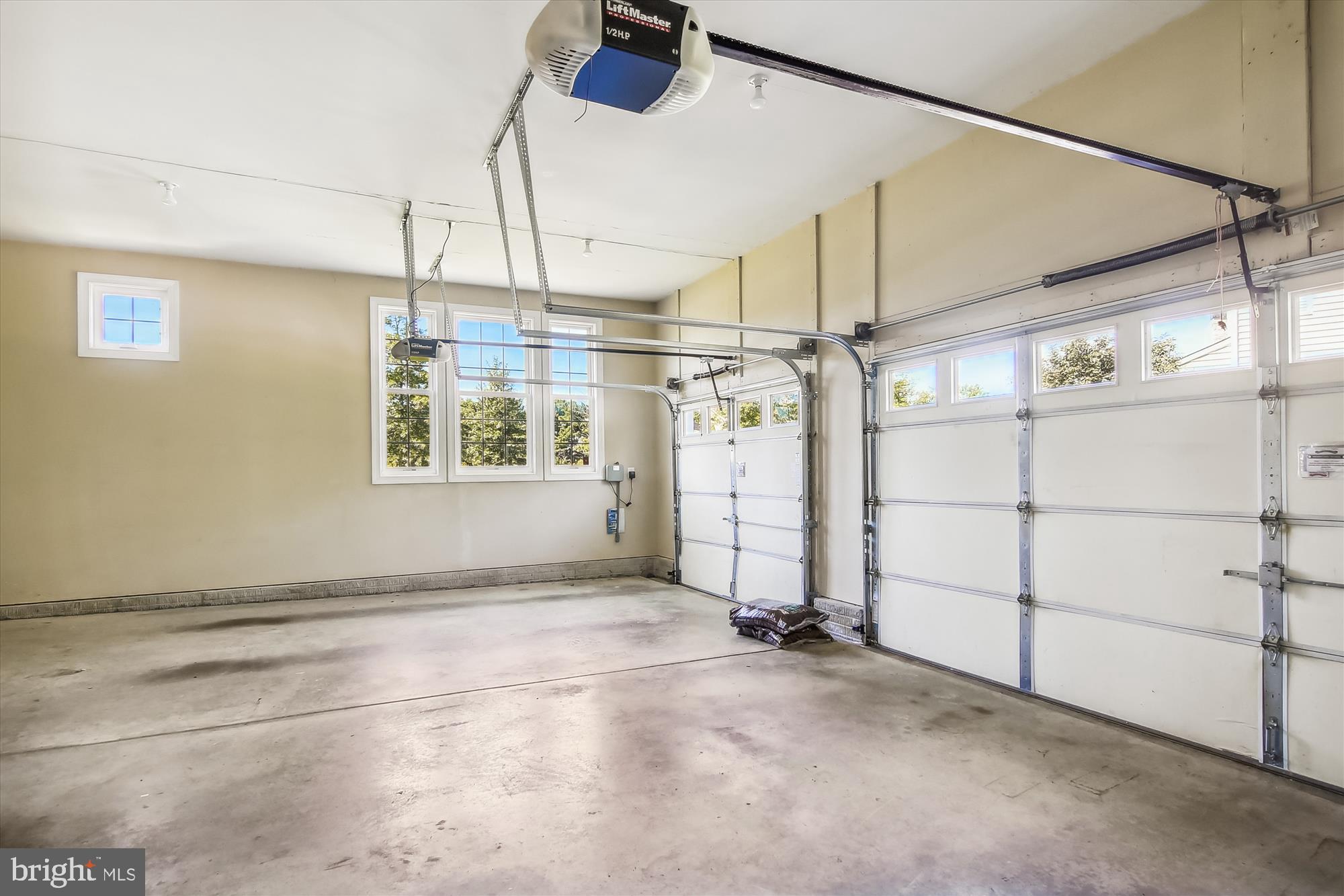 DUCKETT FARM - Residential