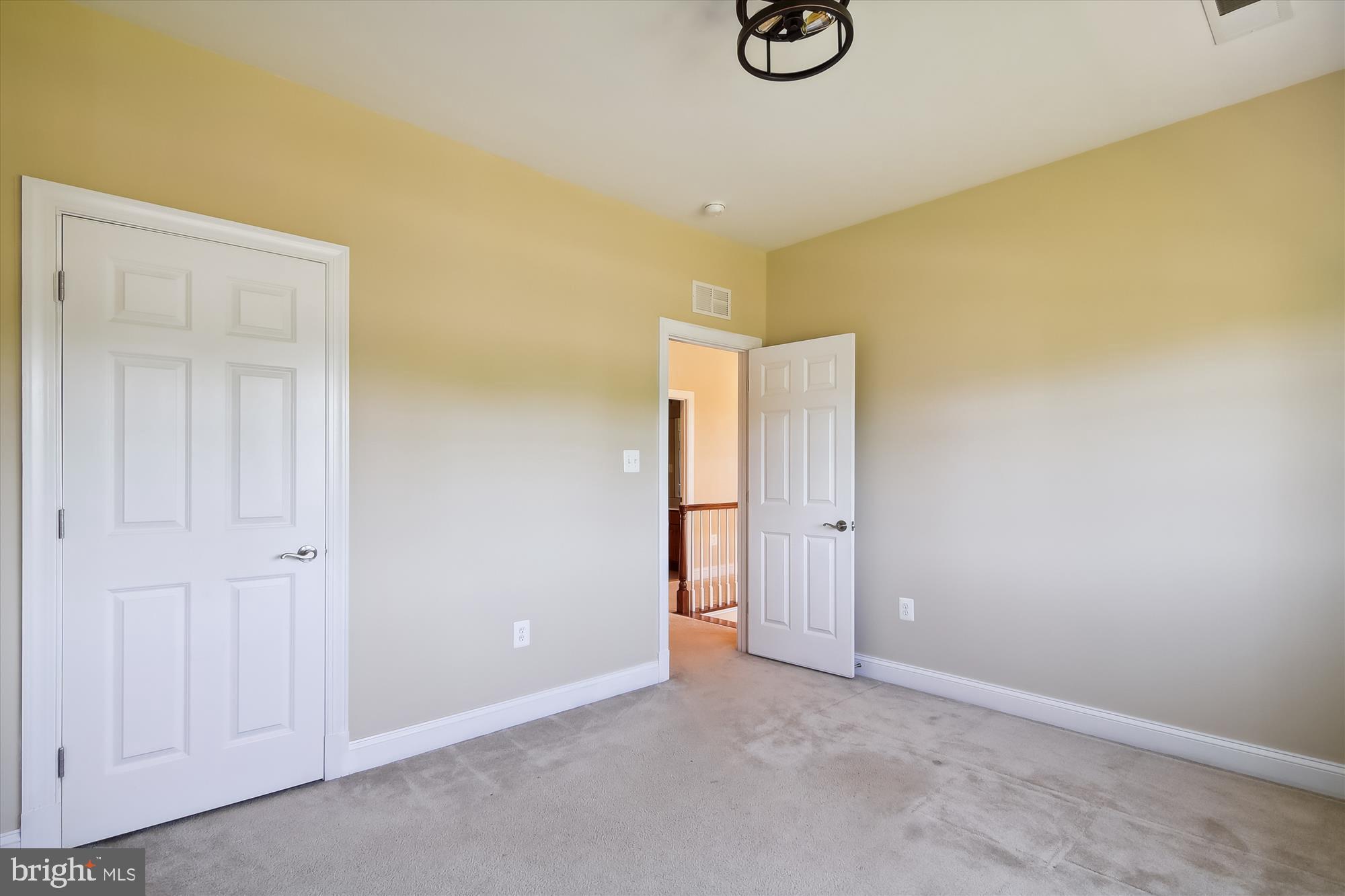 DUCKETT FARM - Residential