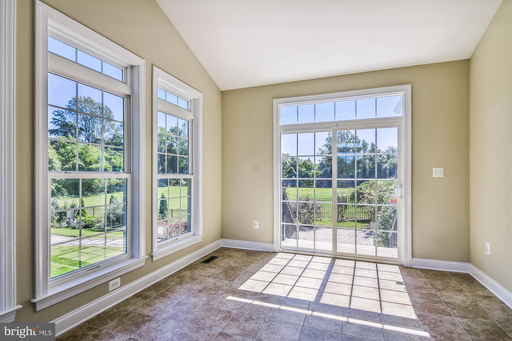 DUCKETT FARM - Residential