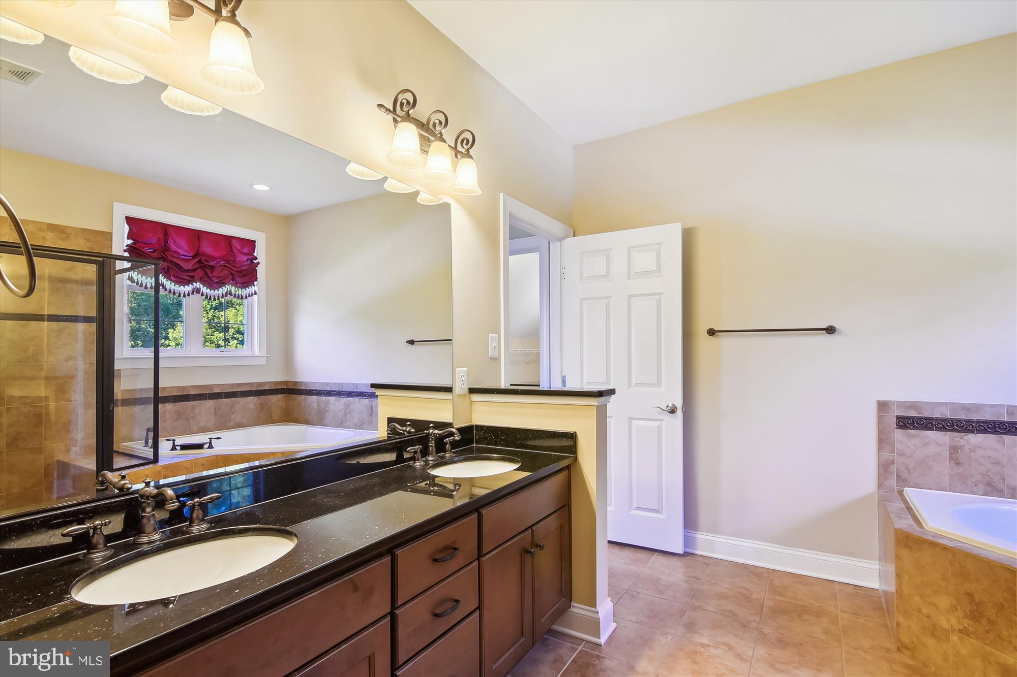 DUCKETT FARM - Residential