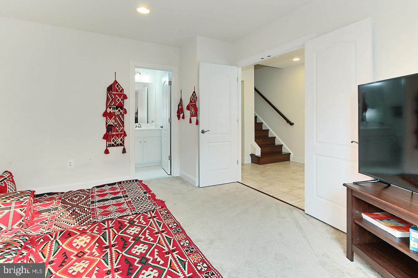 HALL ROAD PROPERTY (HALL - Residential