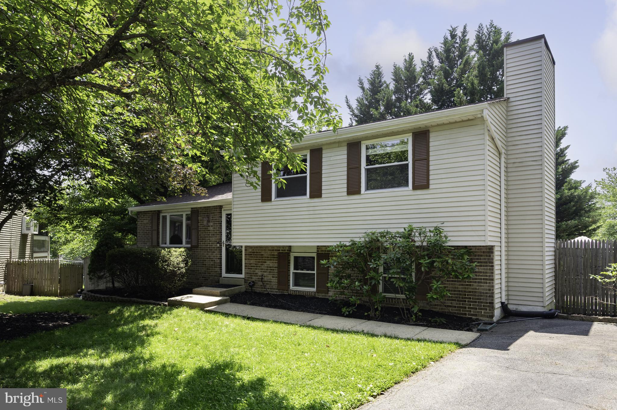 HUNTERS CREEK - Residential