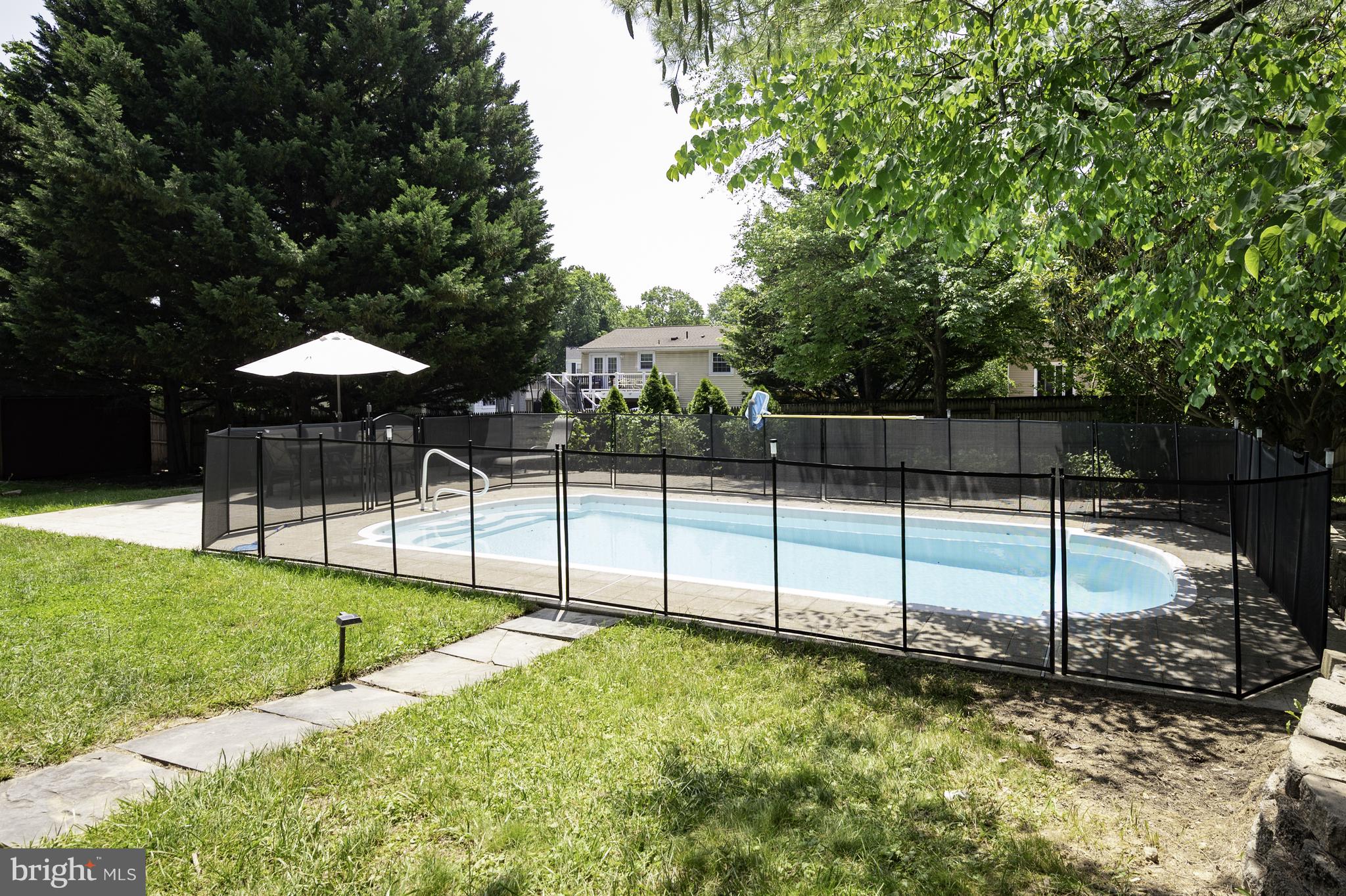 HUNTERS CREEK - Residential