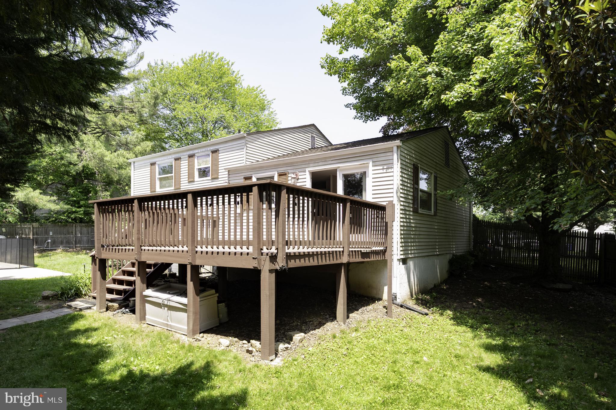 HUNTERS CREEK - Residential