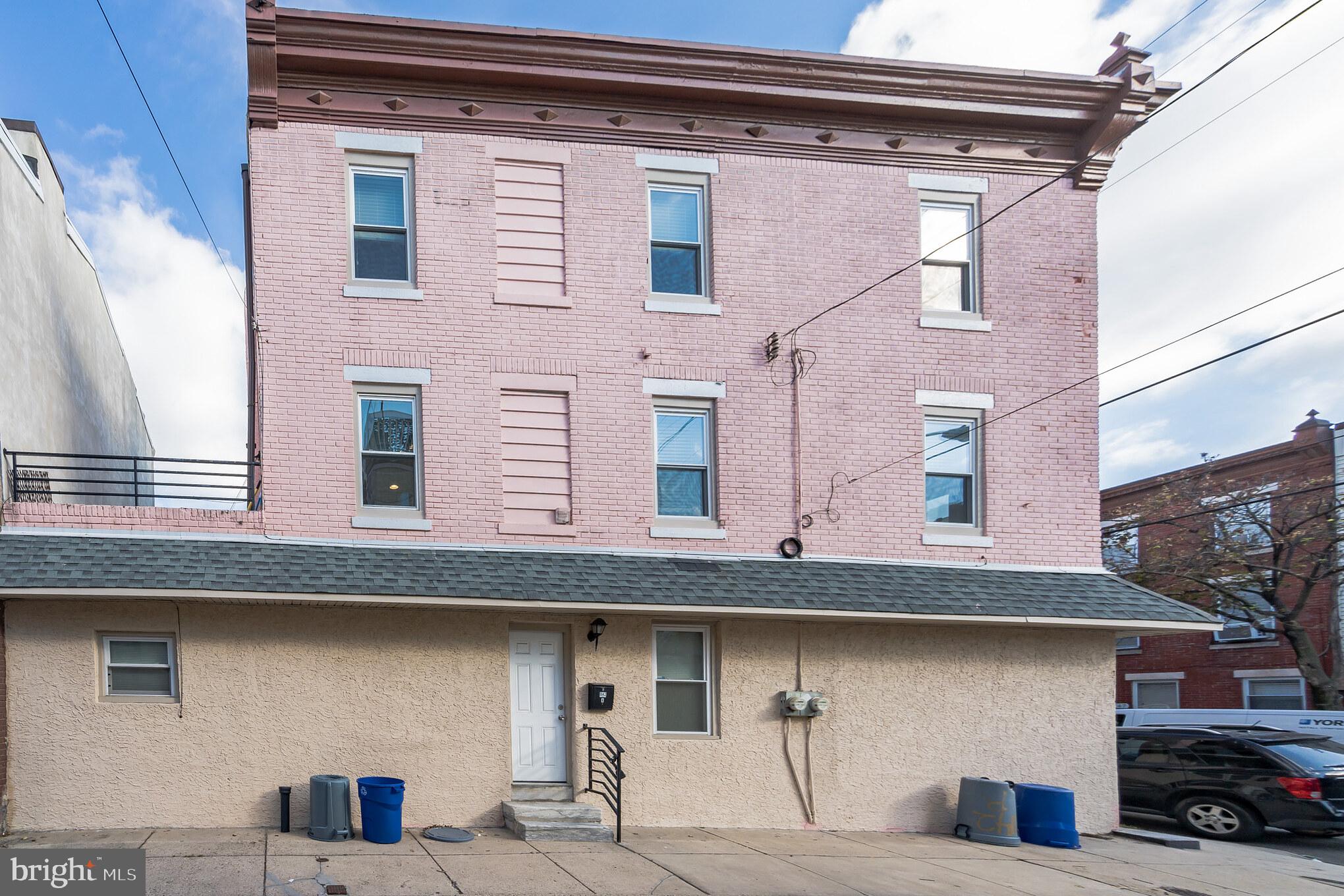 PASSYUNK SQUARE - Residential Income