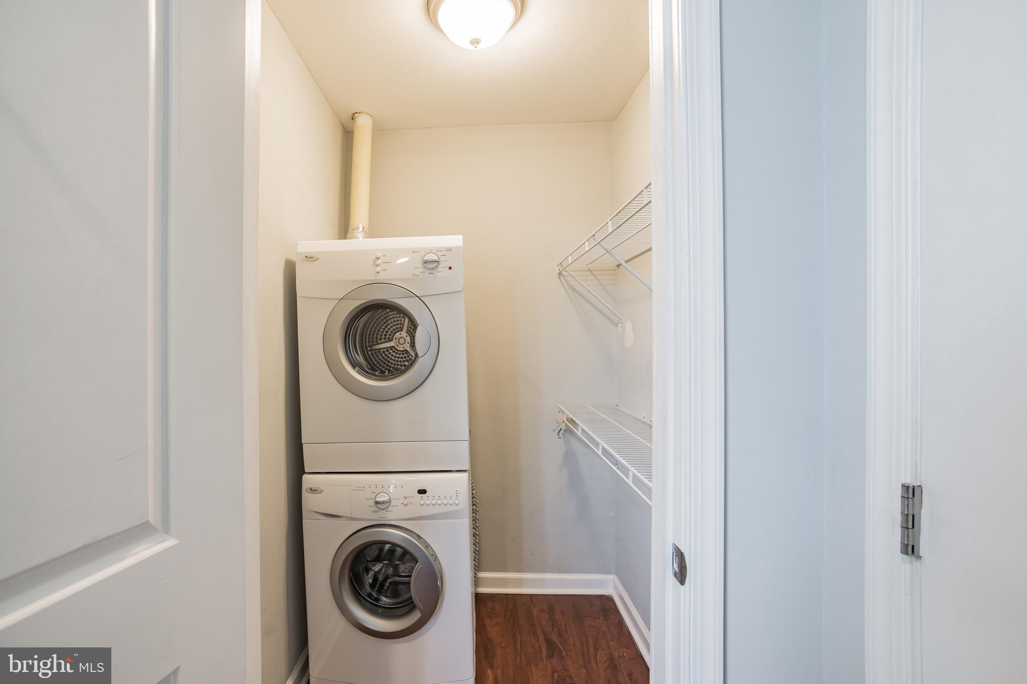 PASSYUNK SQUARE - Residential Income