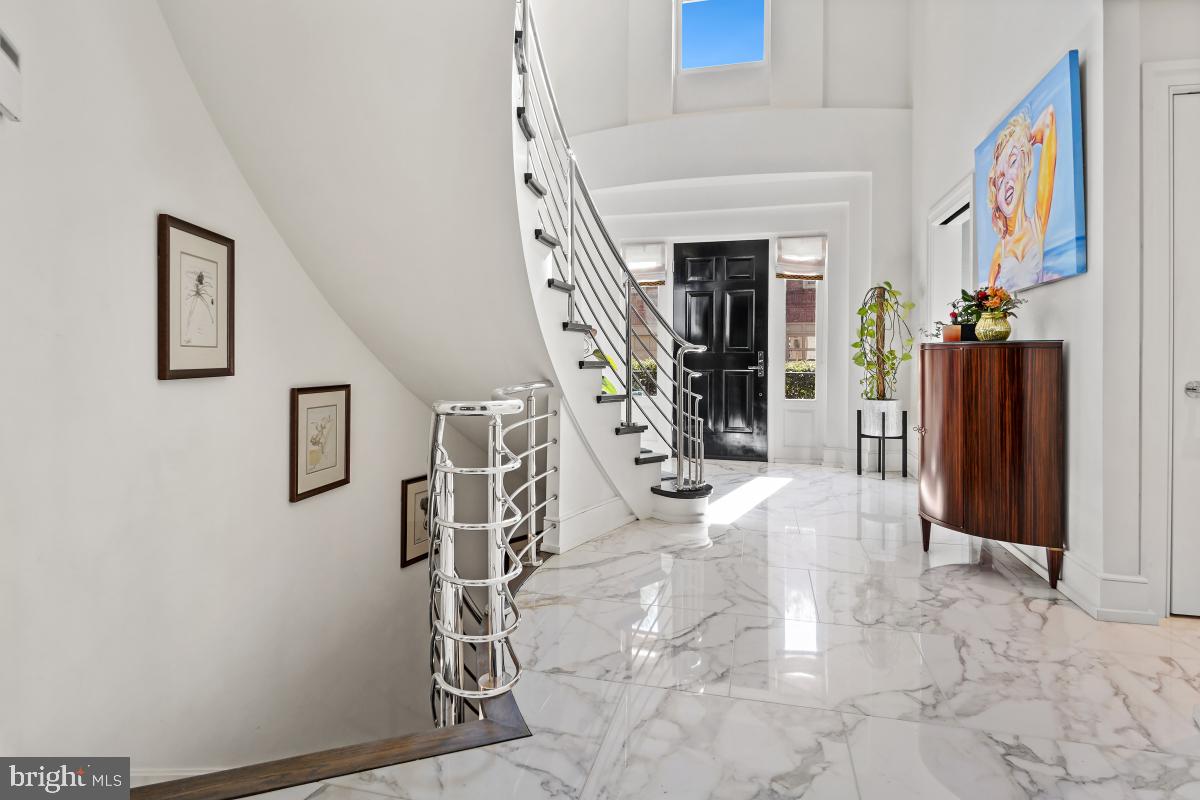 WESLEY HEIGHTS - Residential