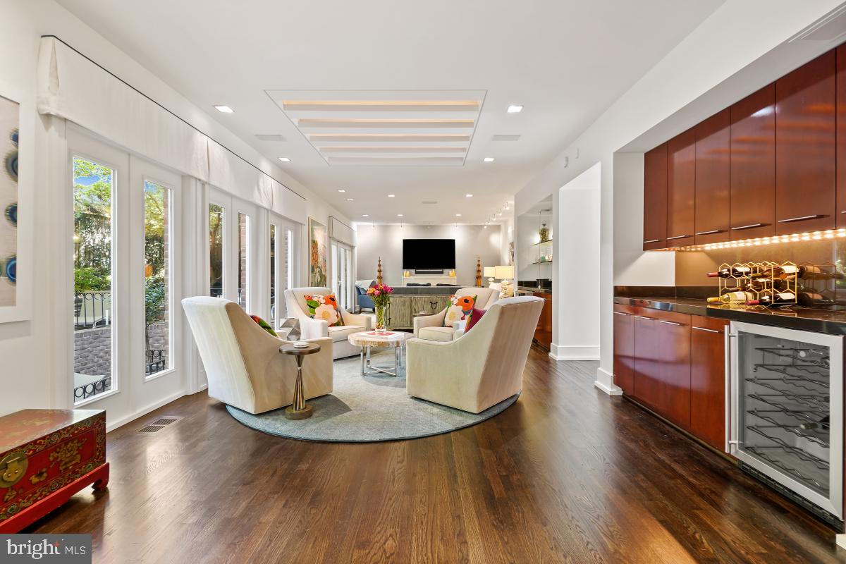 WESLEY HEIGHTS - Residential