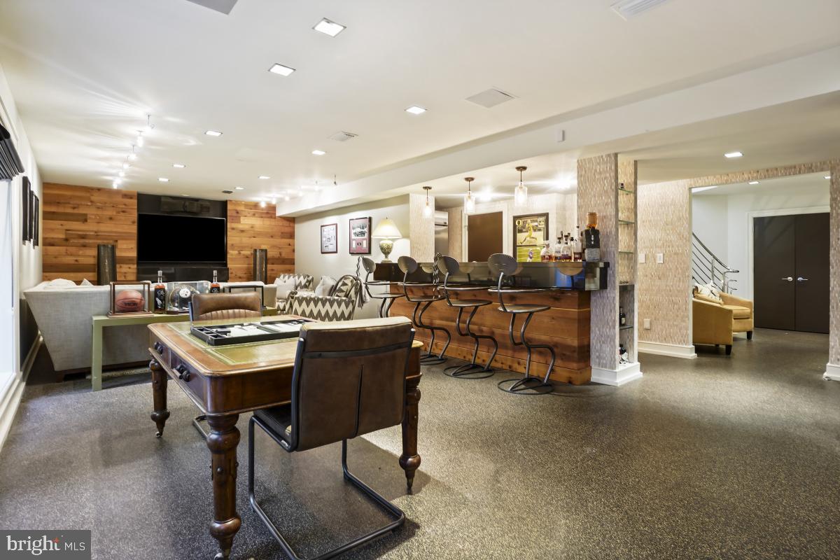 WESLEY HEIGHTS - Residential