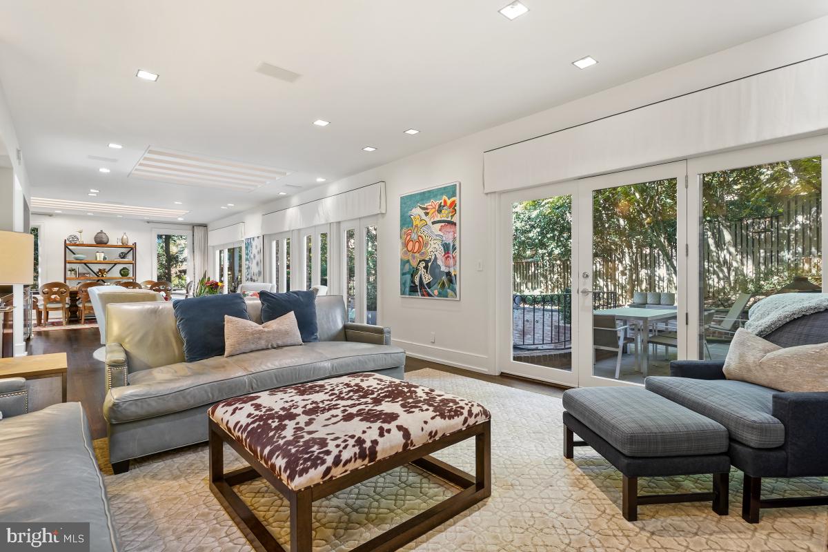 WESLEY HEIGHTS - Residential