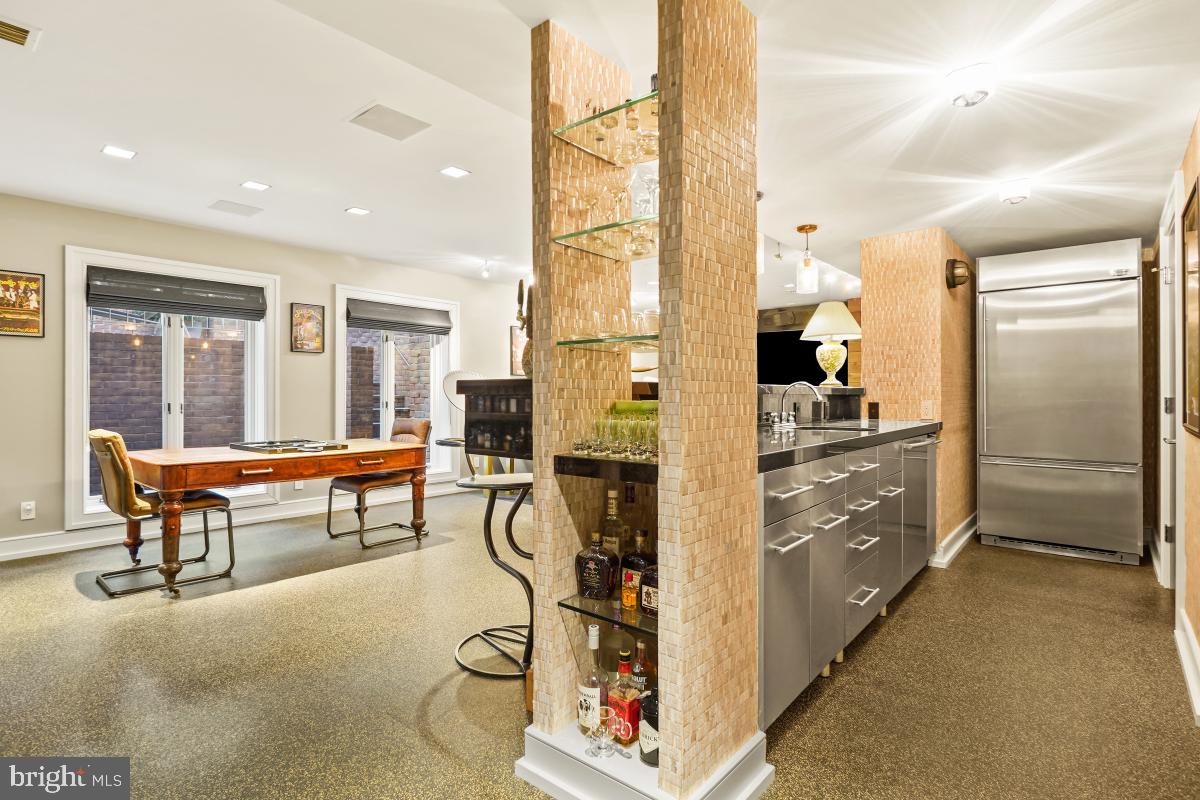 WESLEY HEIGHTS - Residential