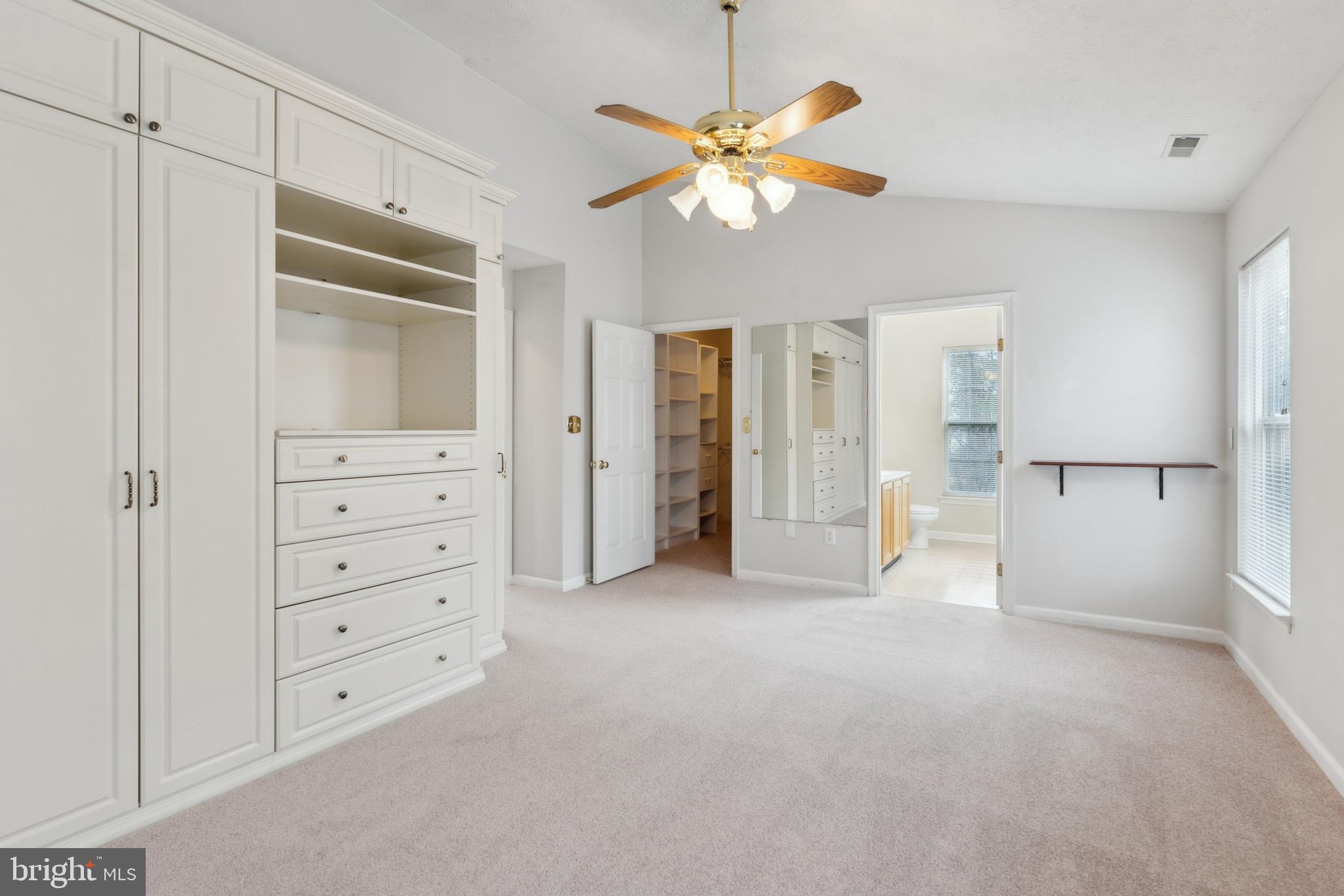 RUSSETT - Residential