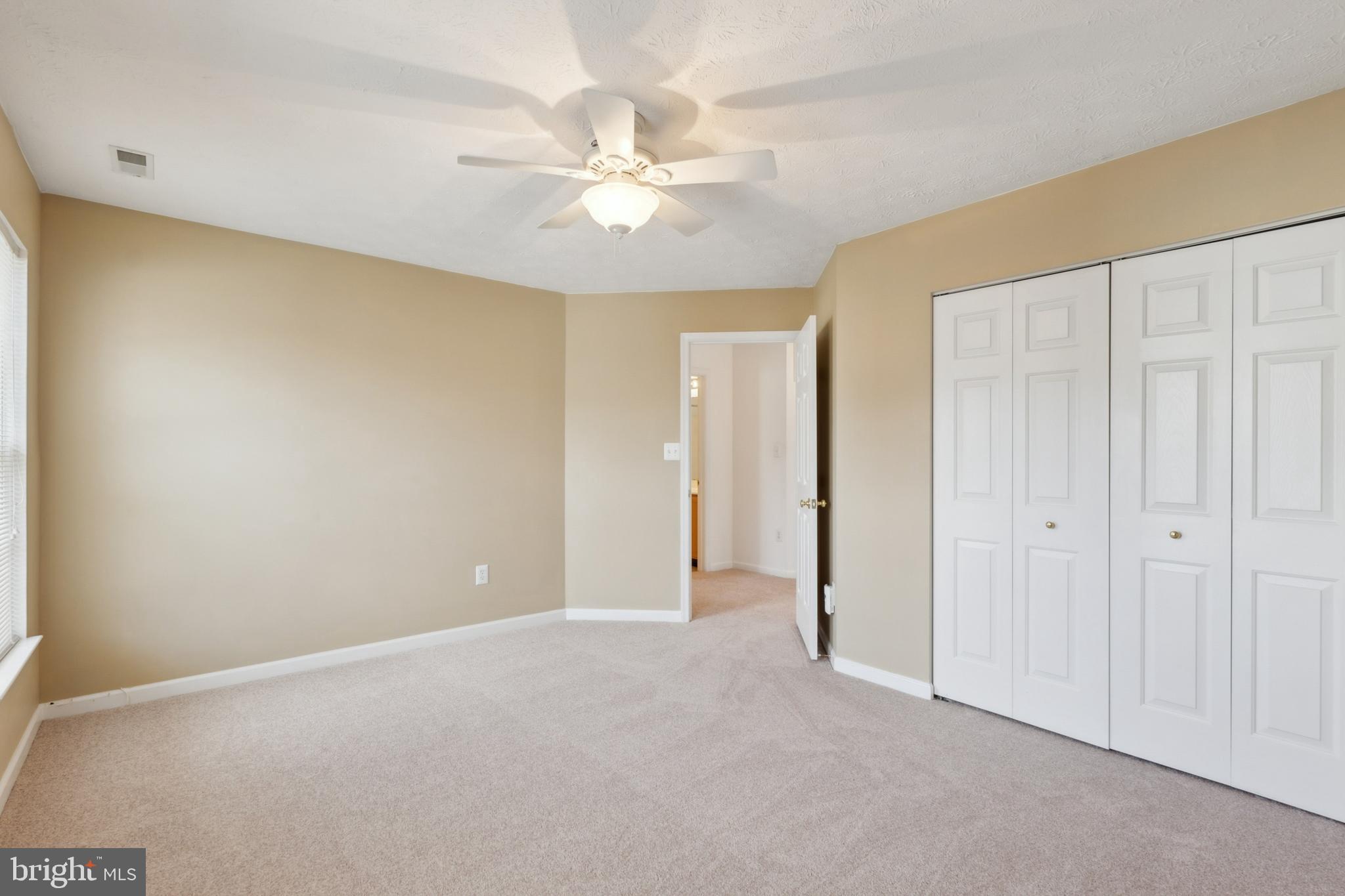 RUSSETT - Residential