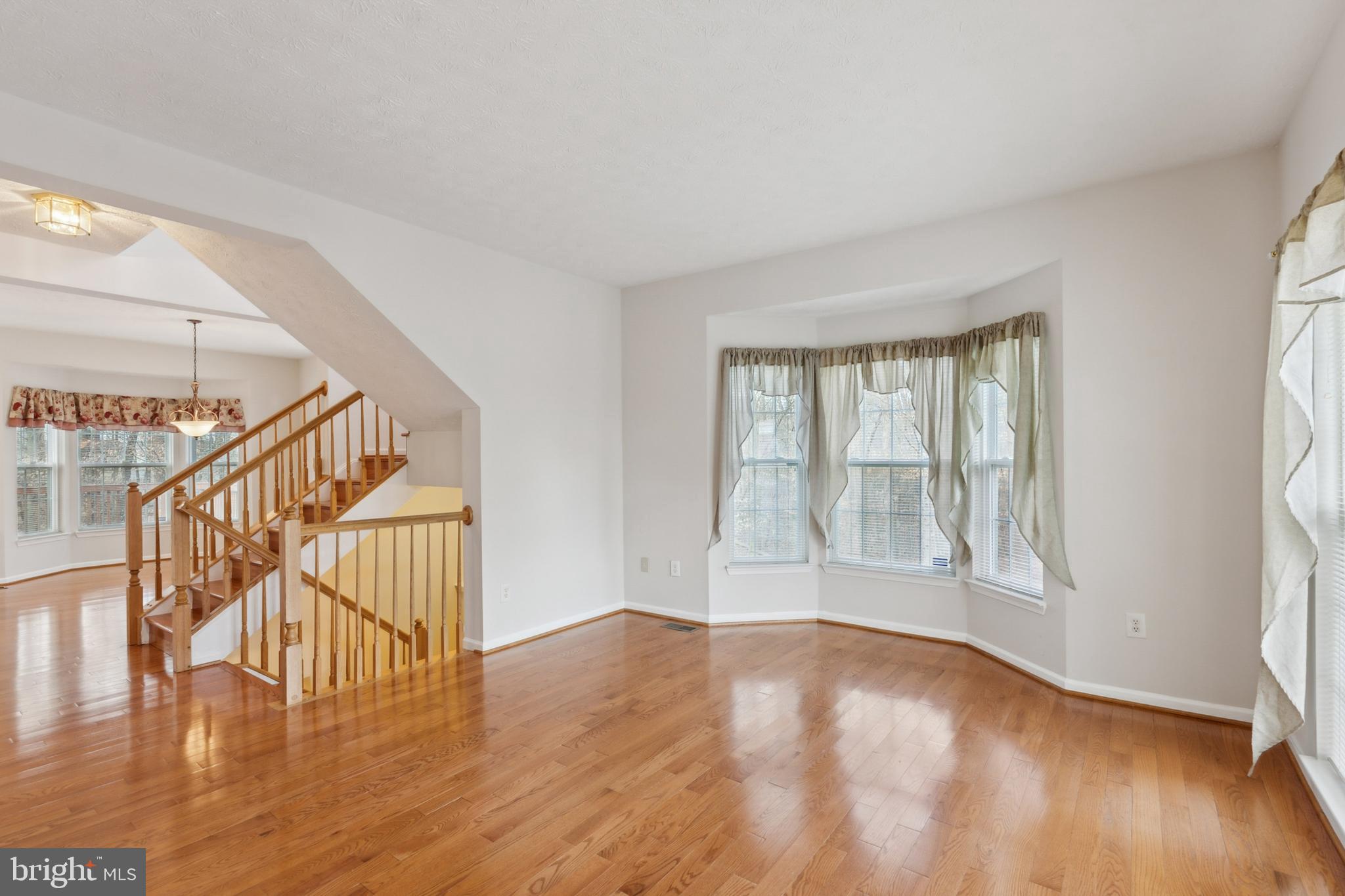 RUSSETT - Residential