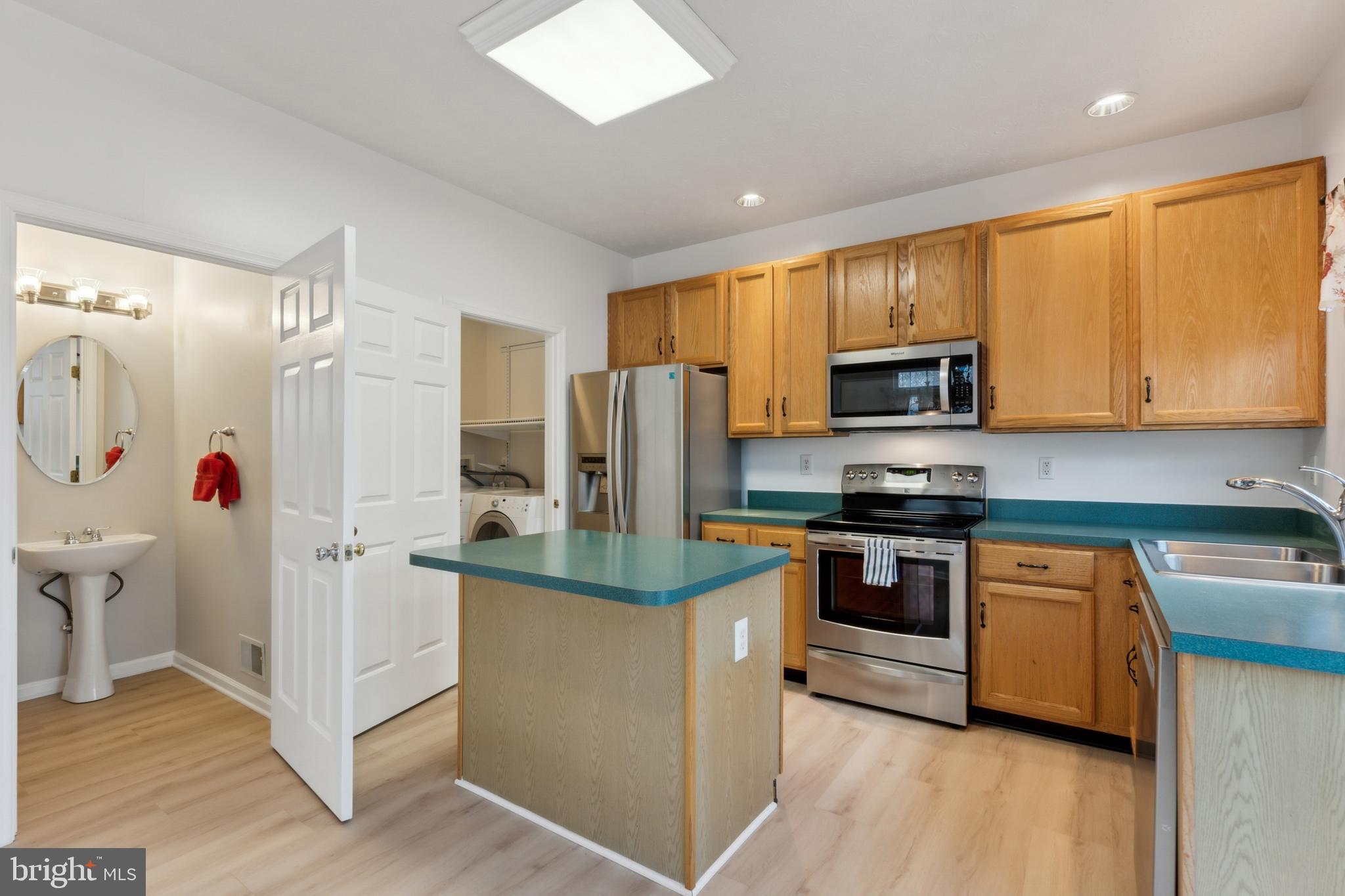 RUSSETT - Residential