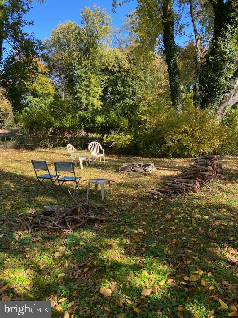 ROLAND PARK - Residential Lease