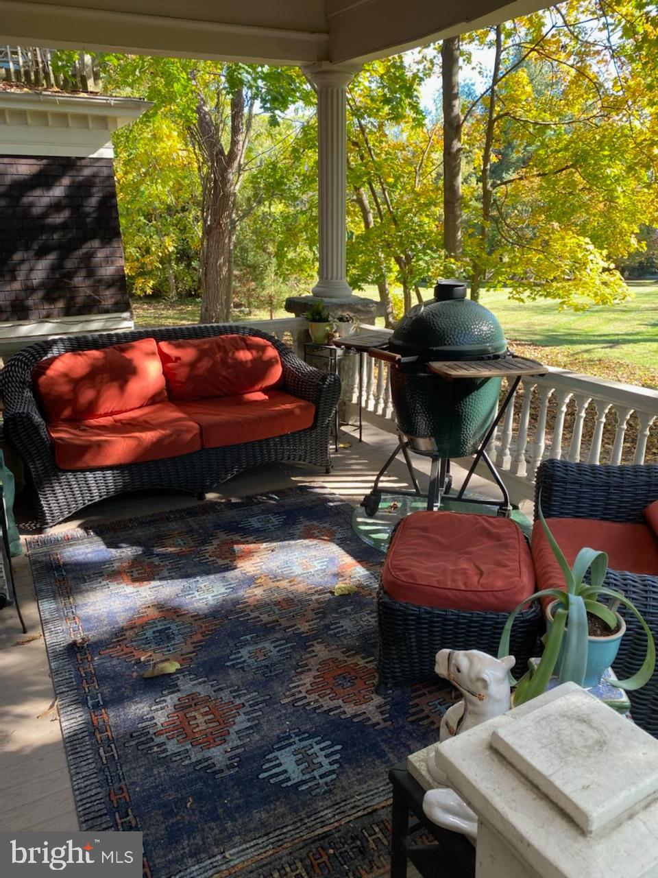 ROLAND PARK - Residential Lease