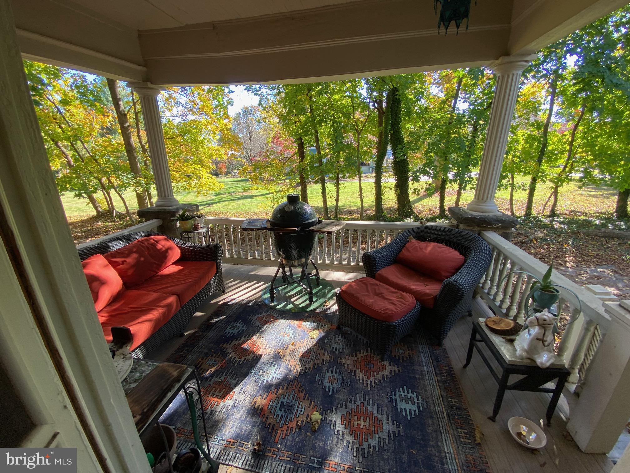 ROLAND PARK - Residential Lease