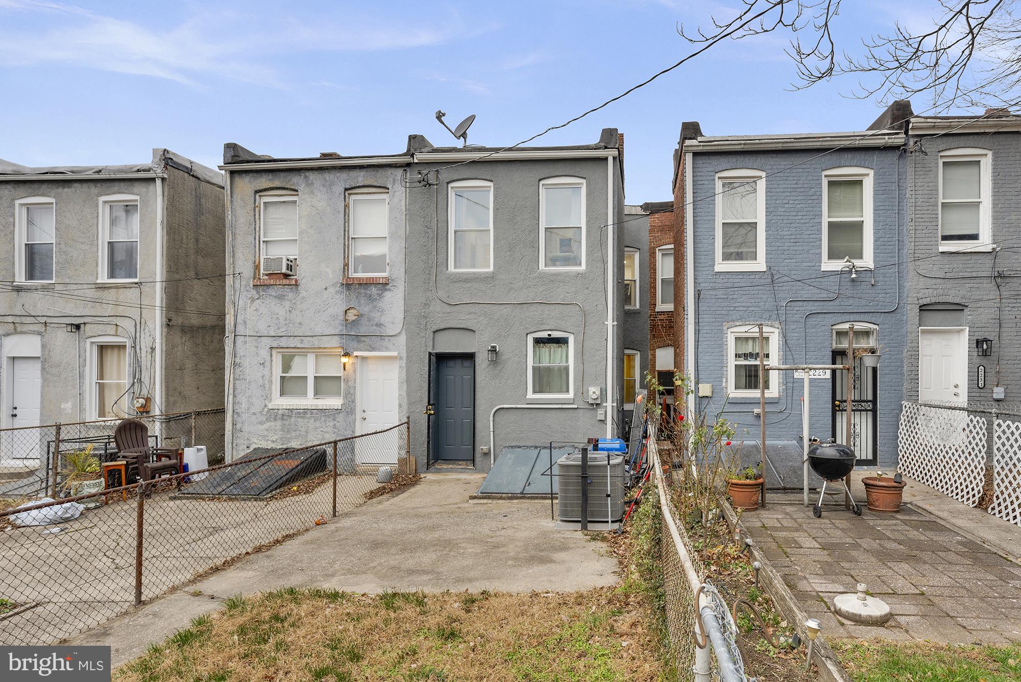 LUCILLE PARK - Residential