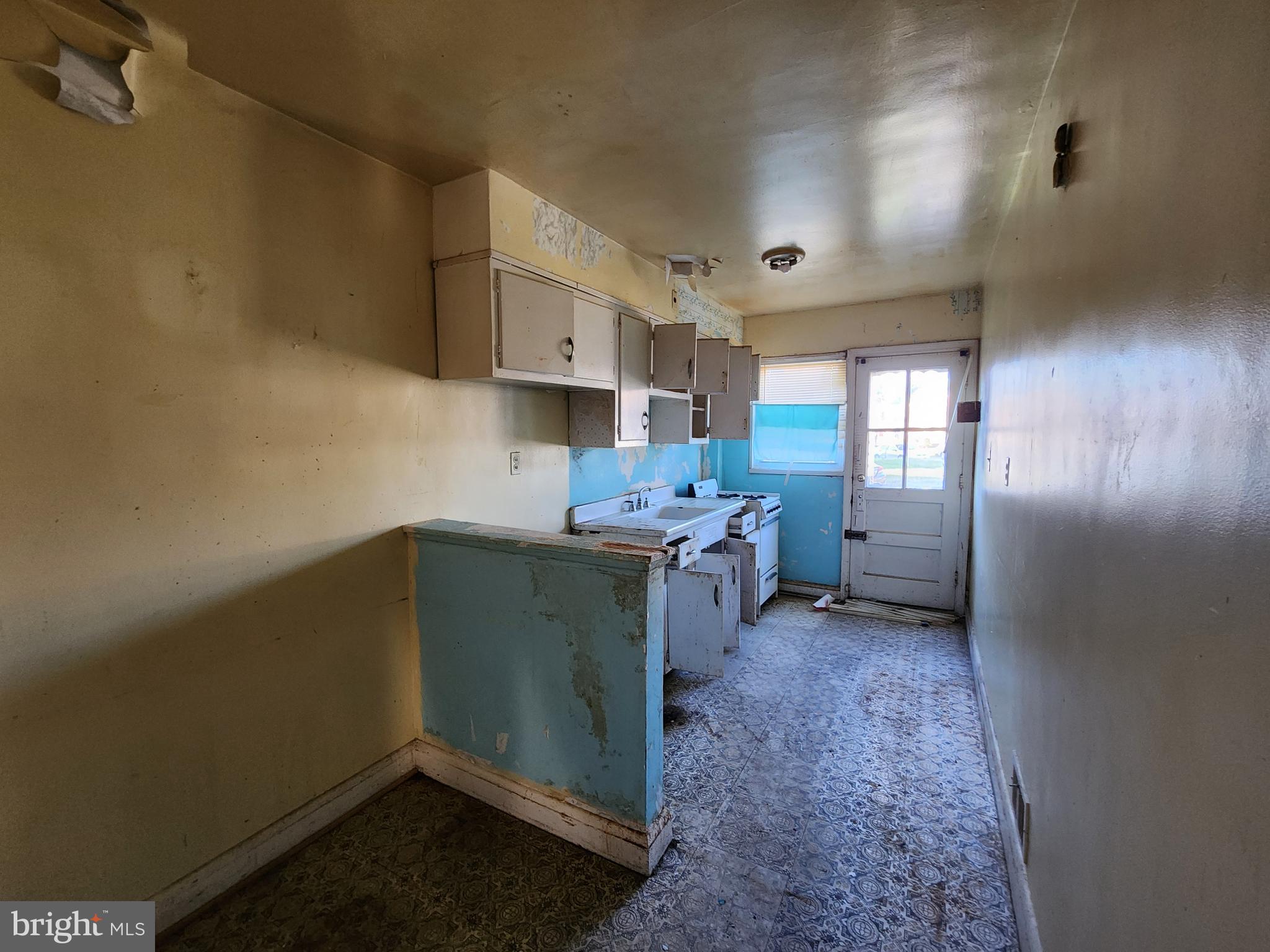 EDMONDSON VIILLAGE - Residential