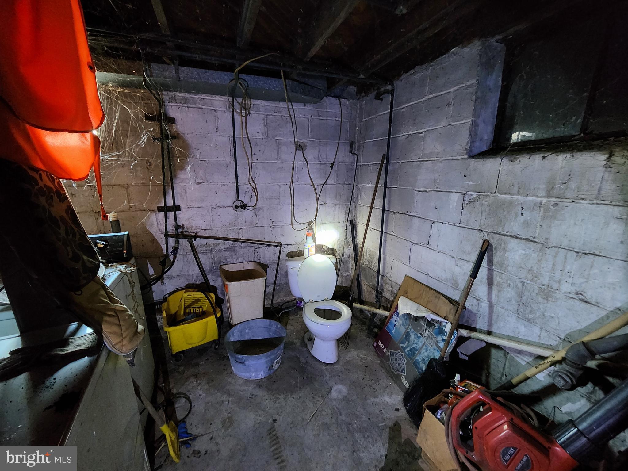 EDMONDSON VIILLAGE - Residential