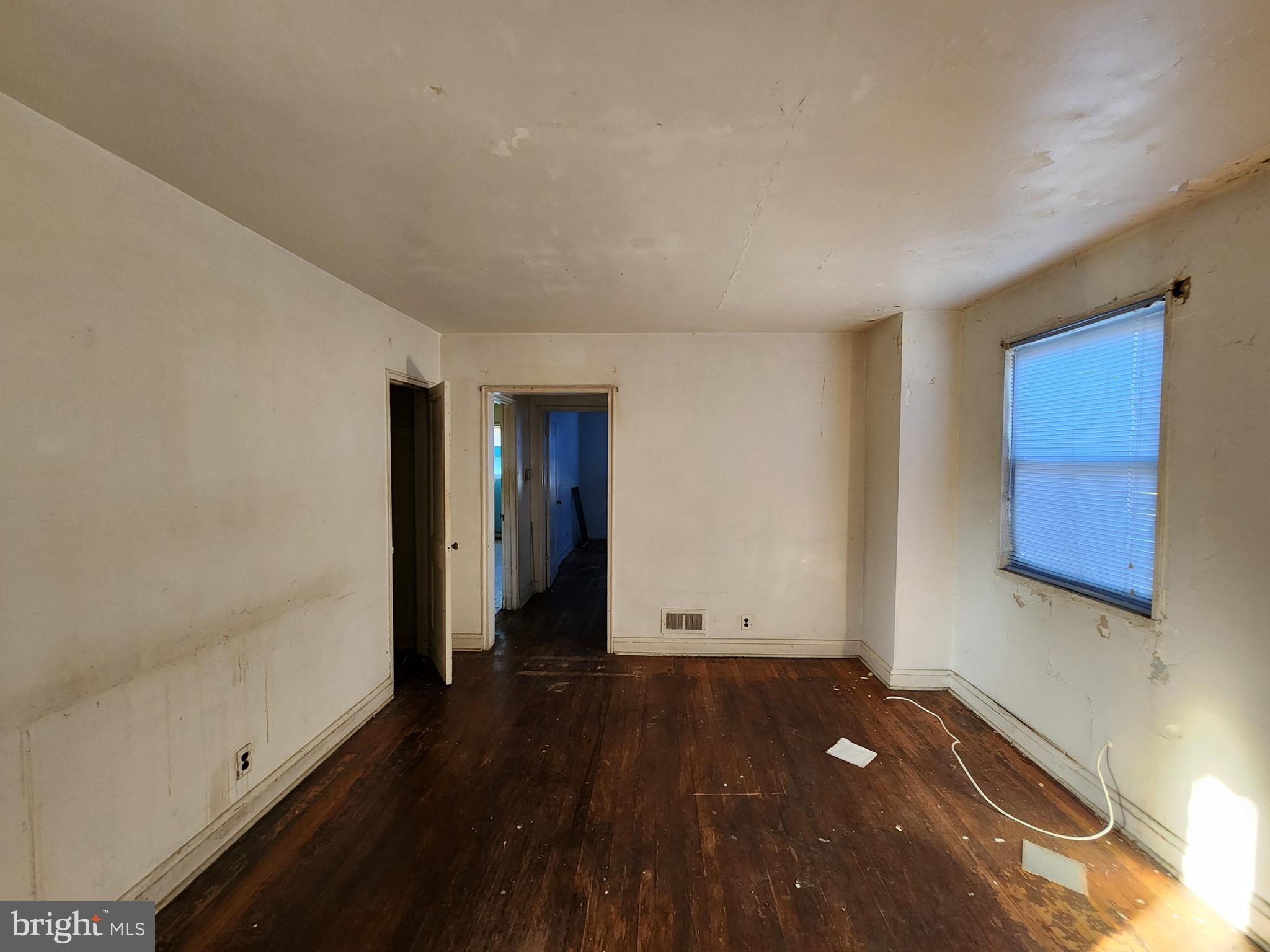 EDMONDSON VIILLAGE - Residential