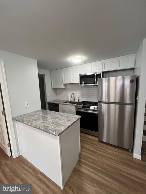Tiny photo for 135 Ervin Avenue, MARCUS HOOK, PA 19061 (MLS # PADE2115976)