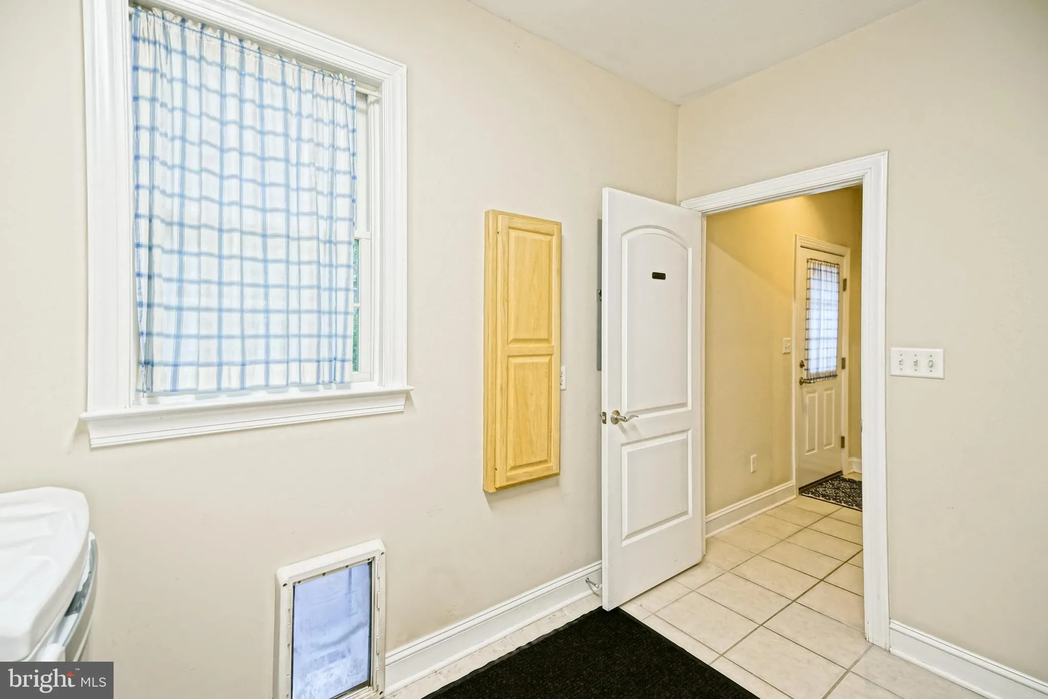 Lewes, Delaware 19958, United States, 6 Bedrooms Bedrooms, ,6 BathroomsBathrooms,Residential,Active,213478