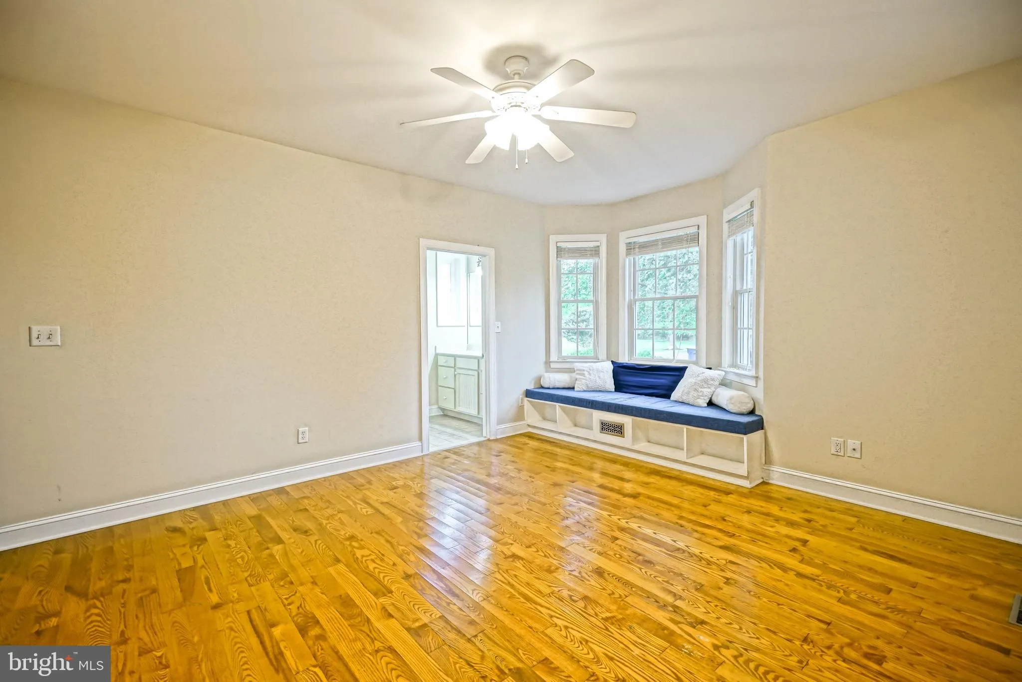 Lewes, Delaware 19958, United States, 6 Bedrooms Bedrooms, ,6 BathroomsBathrooms,Residential,Active,213478