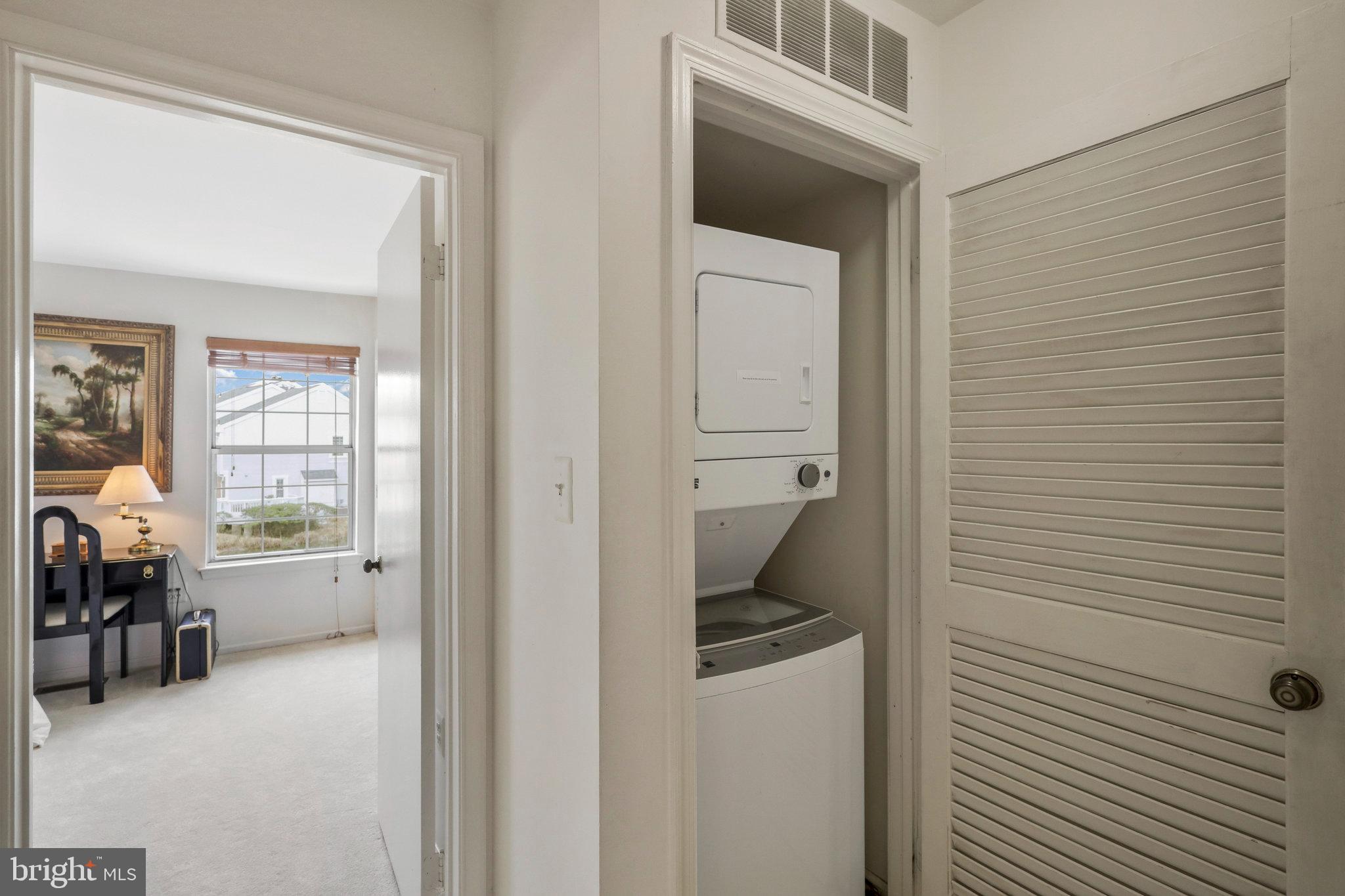 WATERS EDGE - Residential Lease