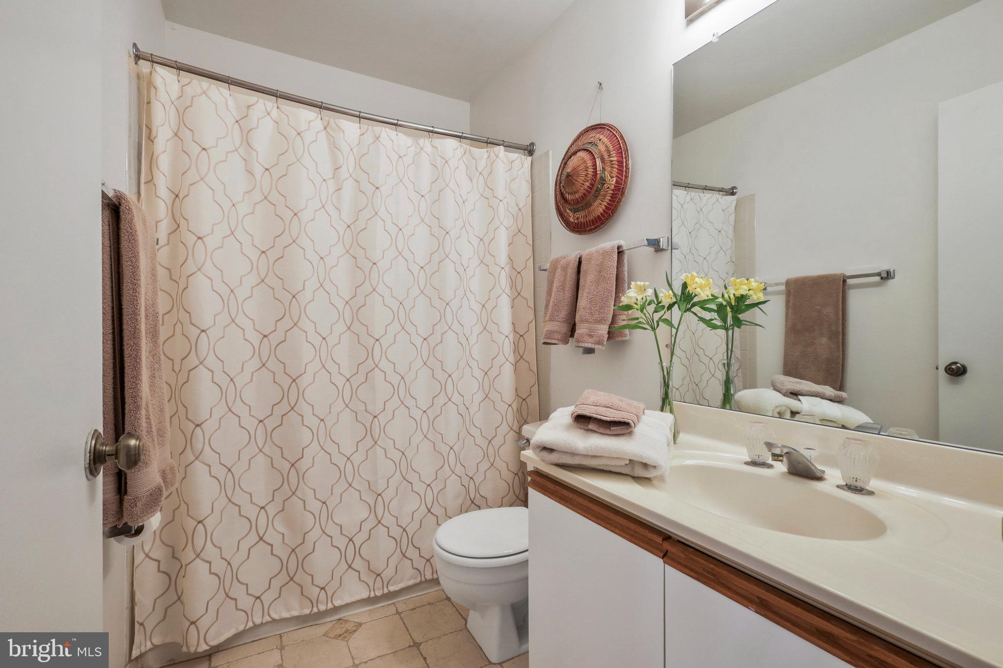 WATERS EDGE - Residential Lease