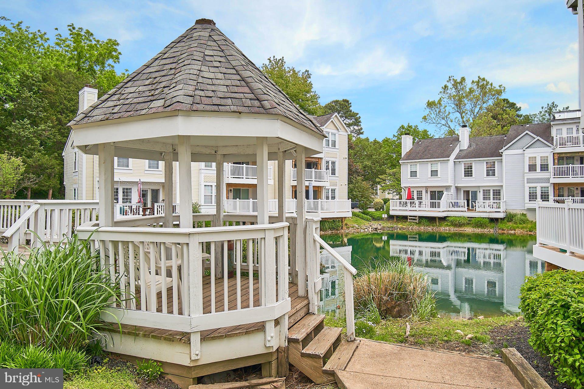 WATERS EDGE - Residential Lease
