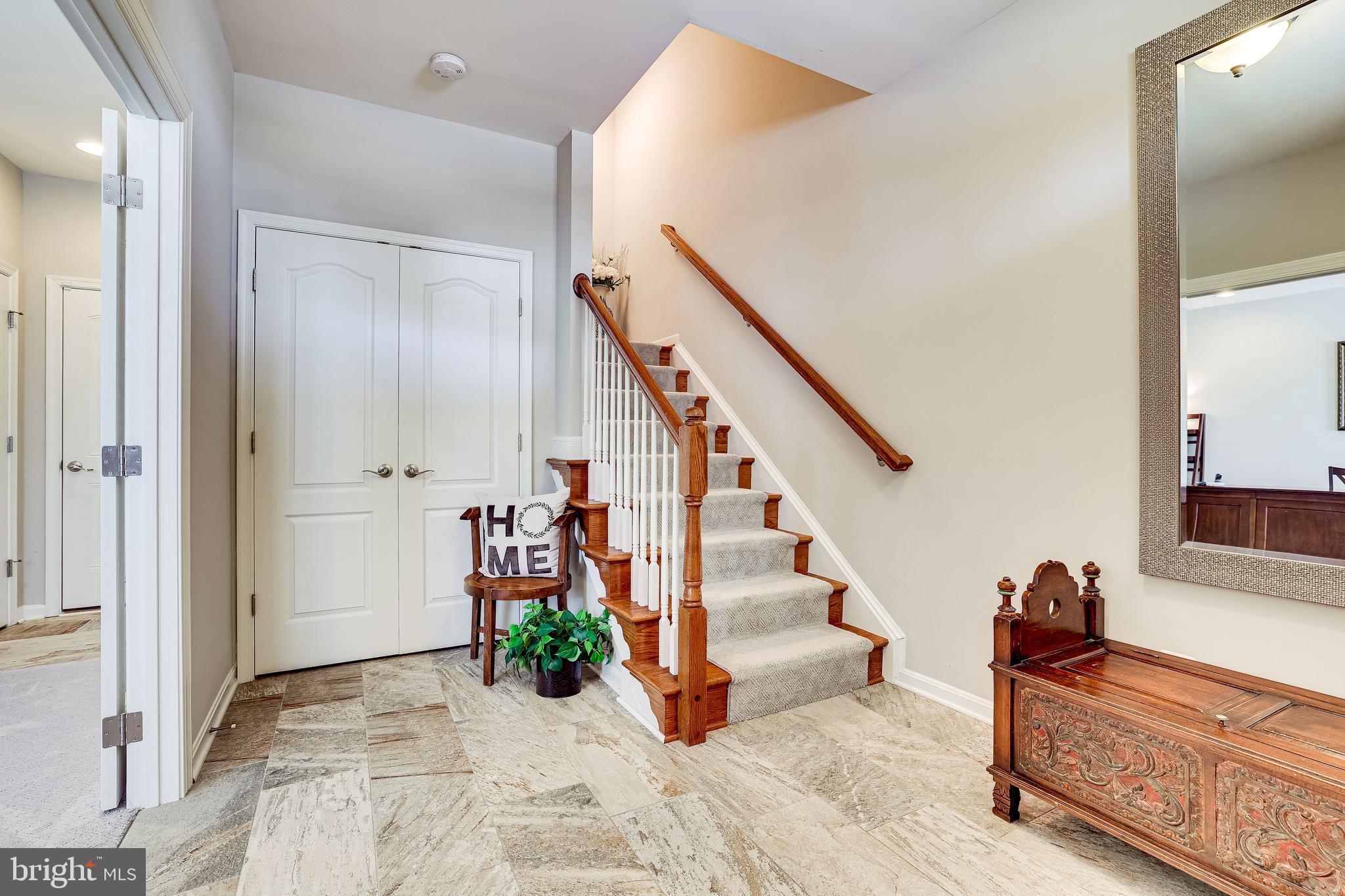 LANSDOWNE TOWN CENTER - Residential