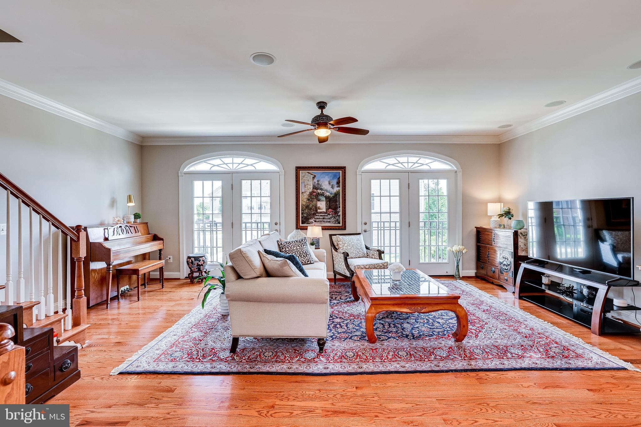 LANSDOWNE TOWN CENTER - Residential