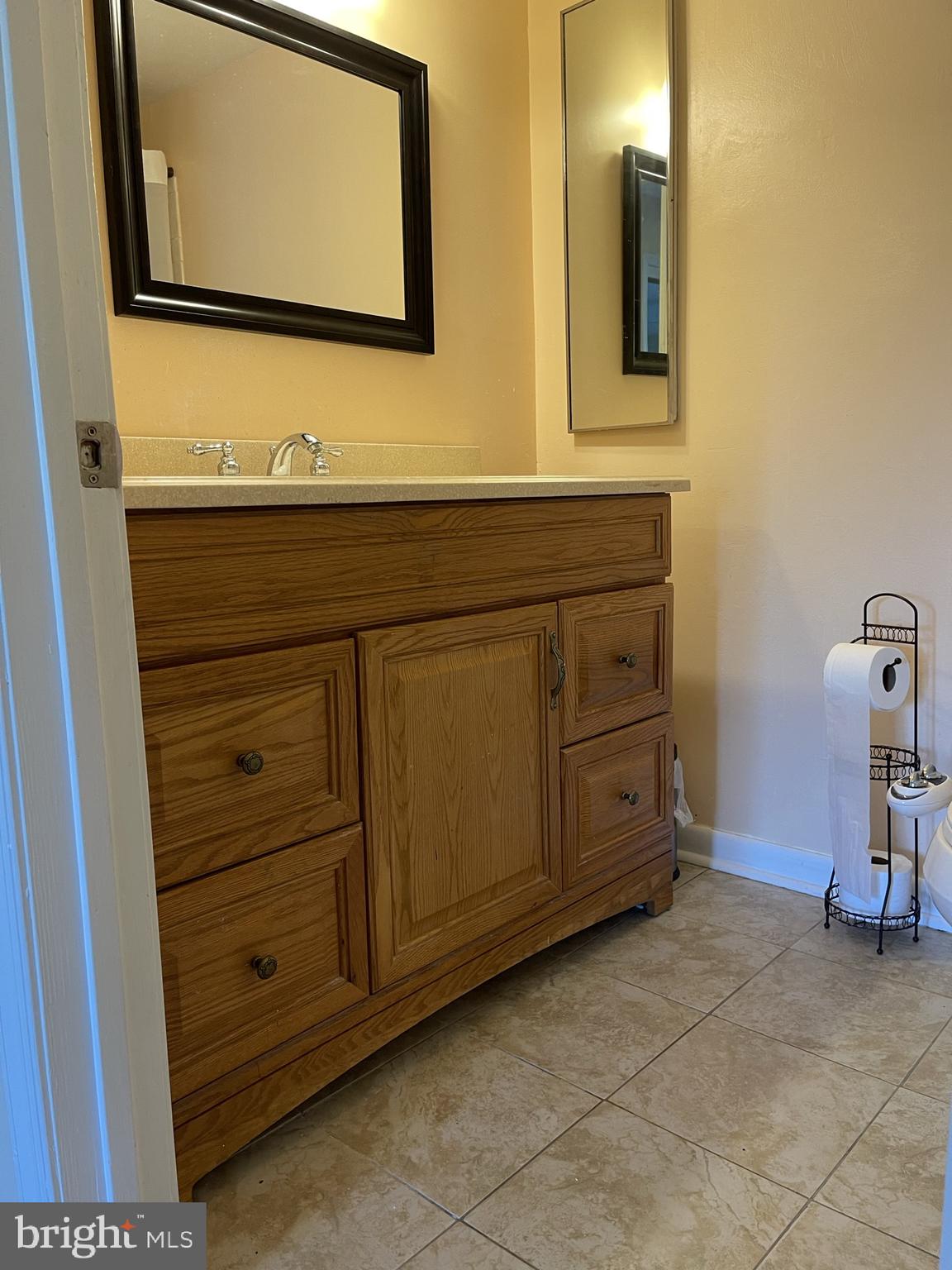 FAIRWINDS OF ANNAPOLIS - Residential Lease