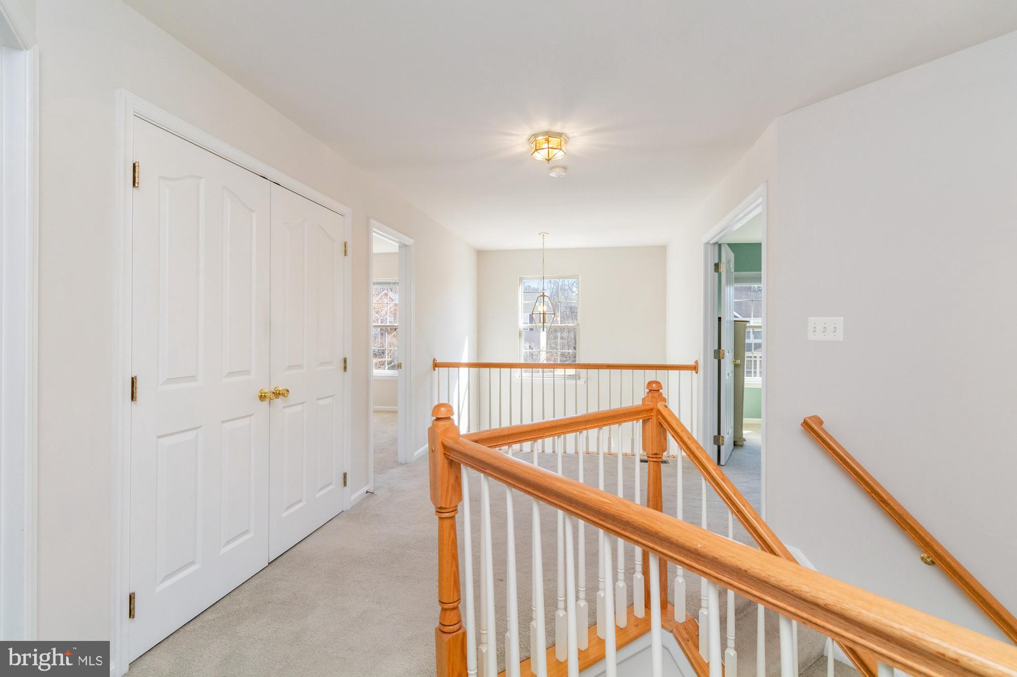 EAST VALLEY OAKS - Residential