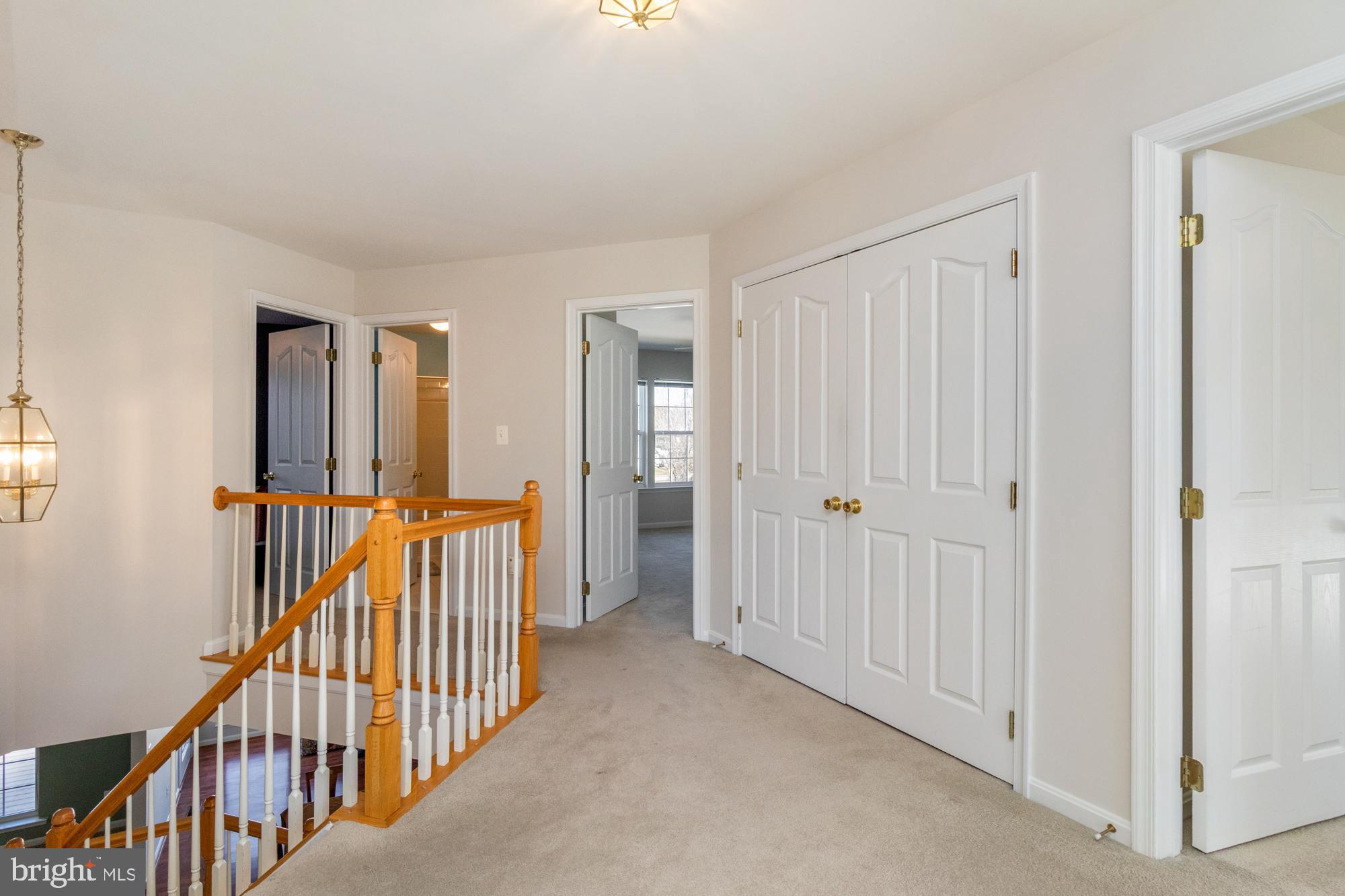 EAST VALLEY OAKS - Residential