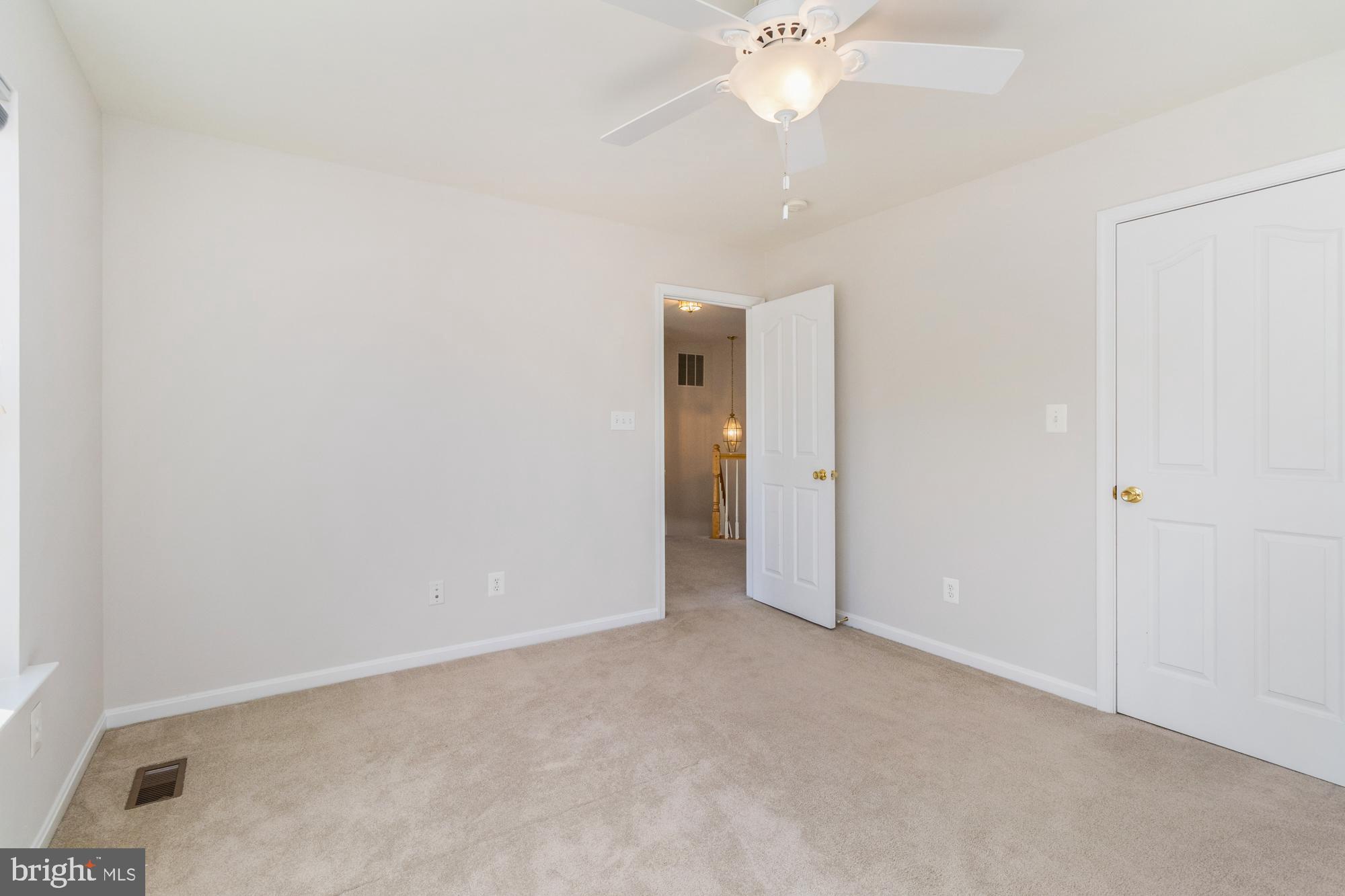 EAST VALLEY OAKS - Residential