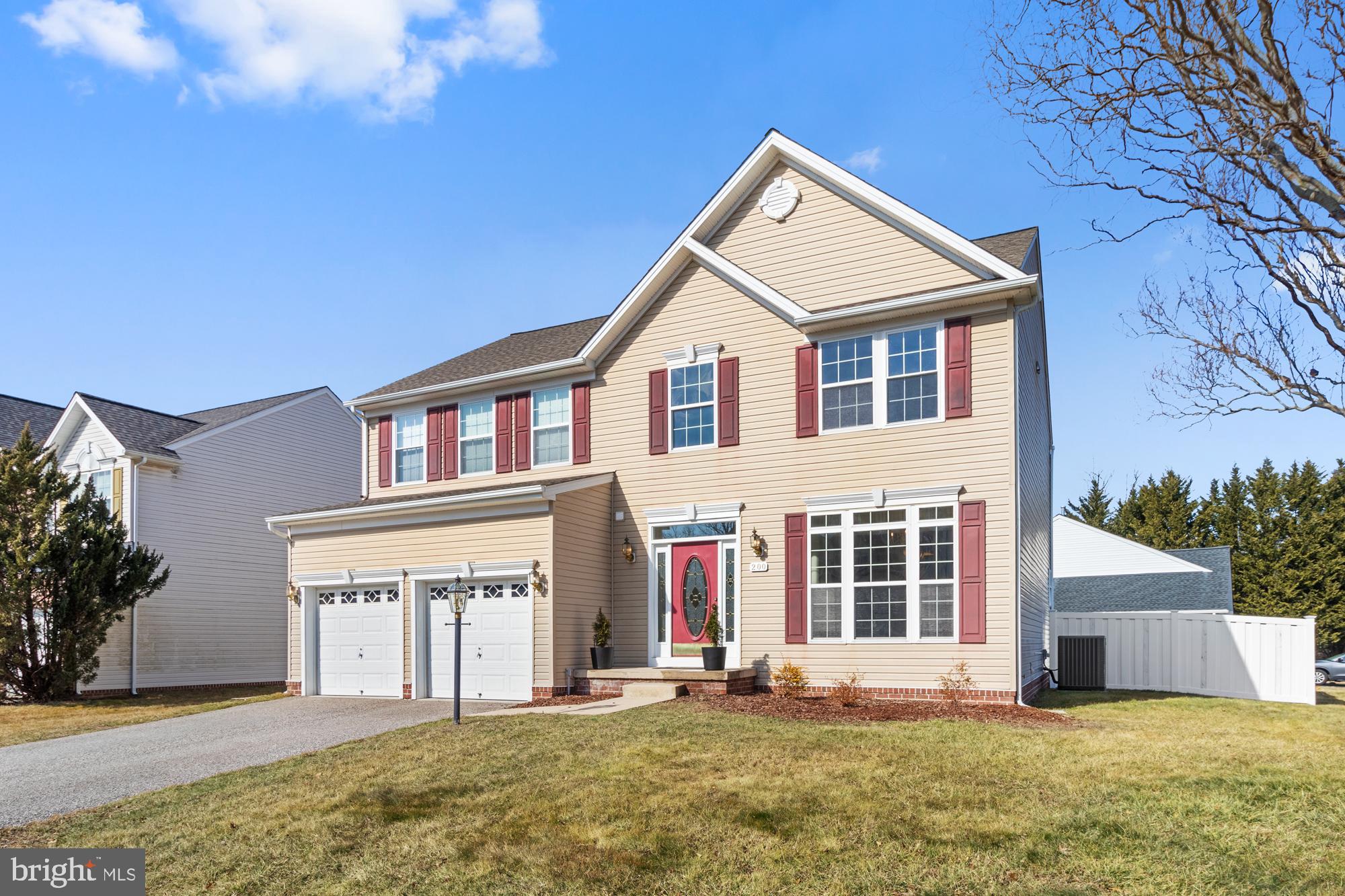 EAST VALLEY OAKS - Residential