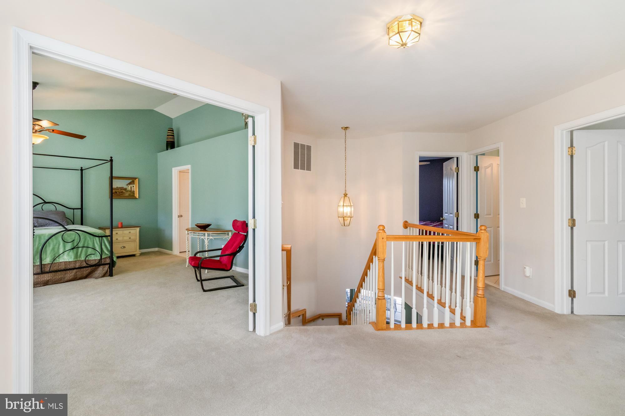 EAST VALLEY OAKS - Residential