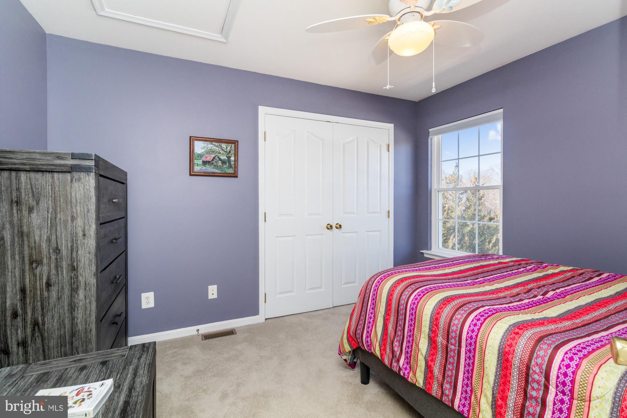 EAST VALLEY OAKS - Residential